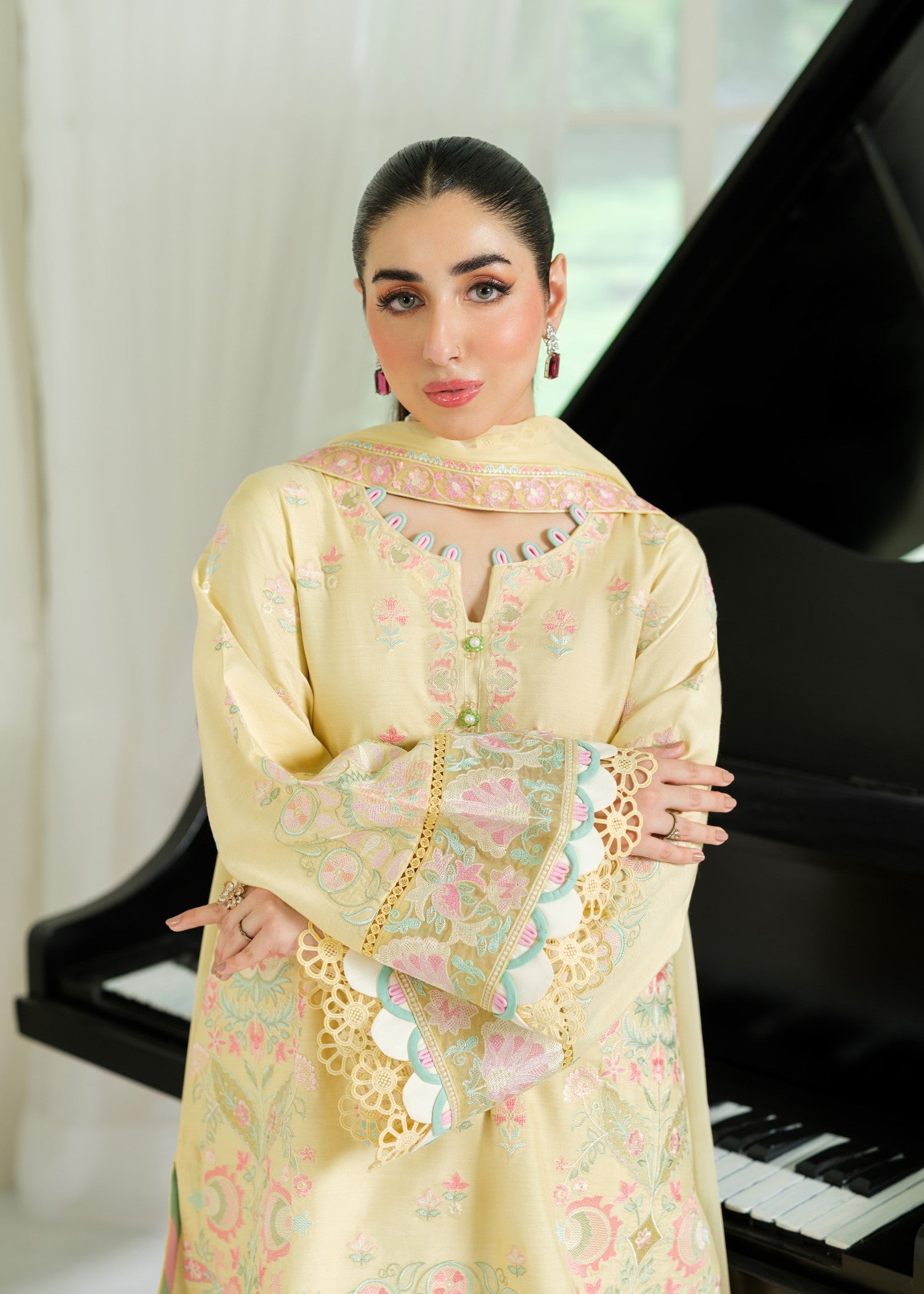 cambric cotton Kurta Set in Light yellow
