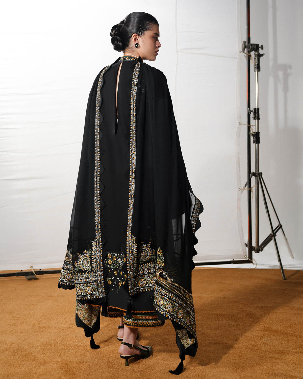 Jugnu Spring/Summer Lawn – Rani