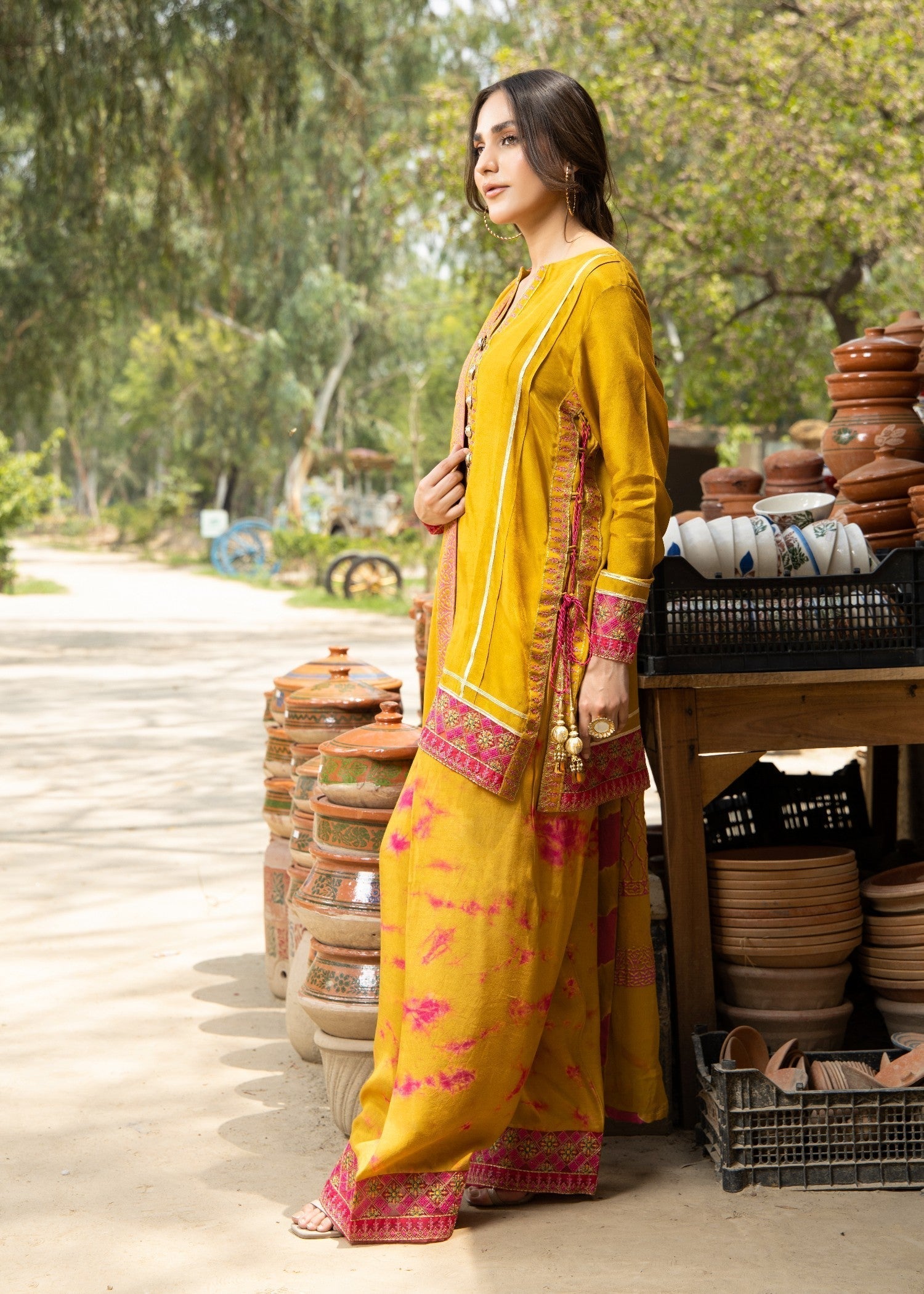 pk raw silk Kurta Set in Mustard