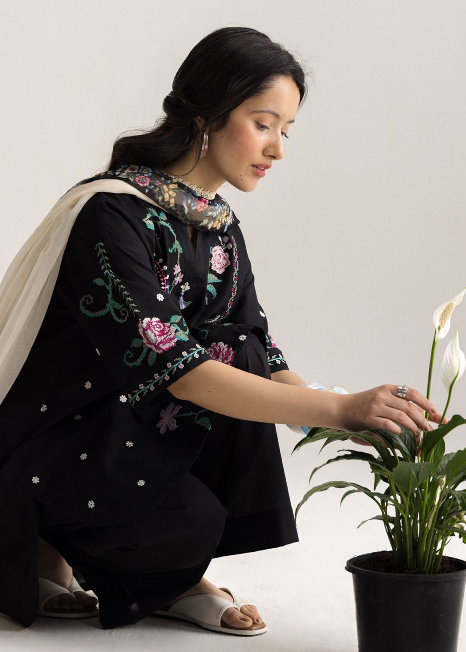 self jacquard Unstitched in Black