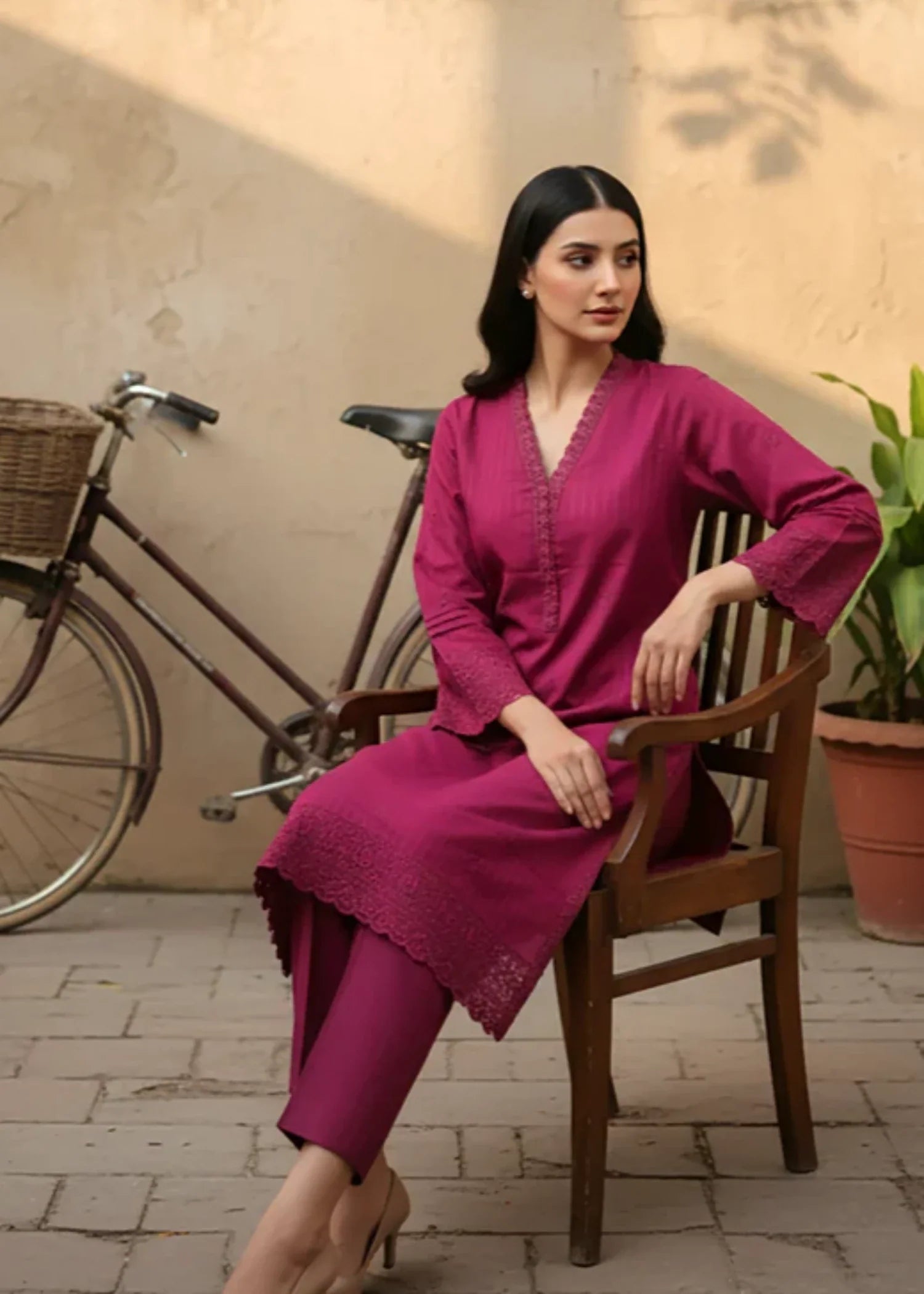 cambric Kurta Set in Fuchsia