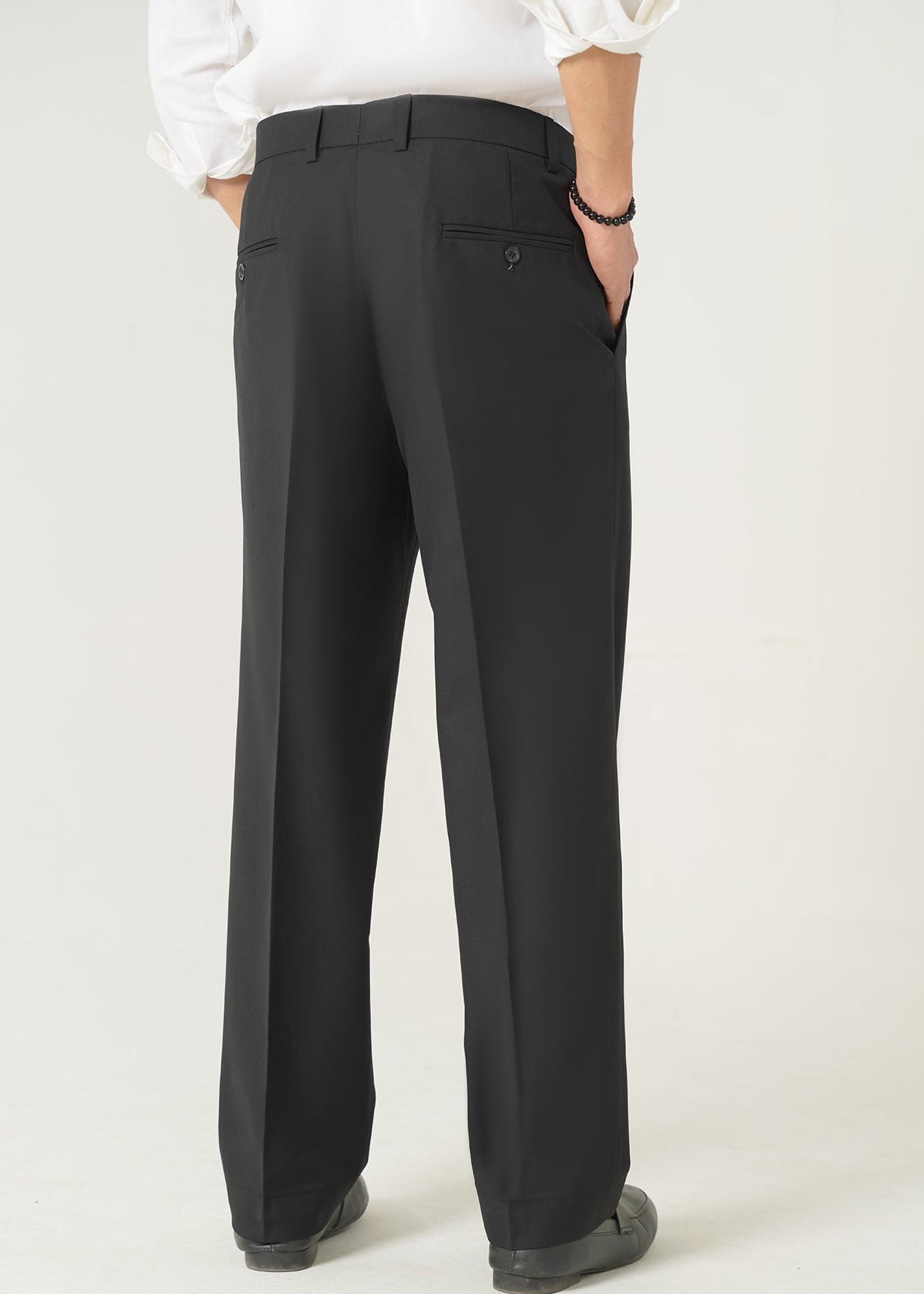 suiting Pants in Pitch