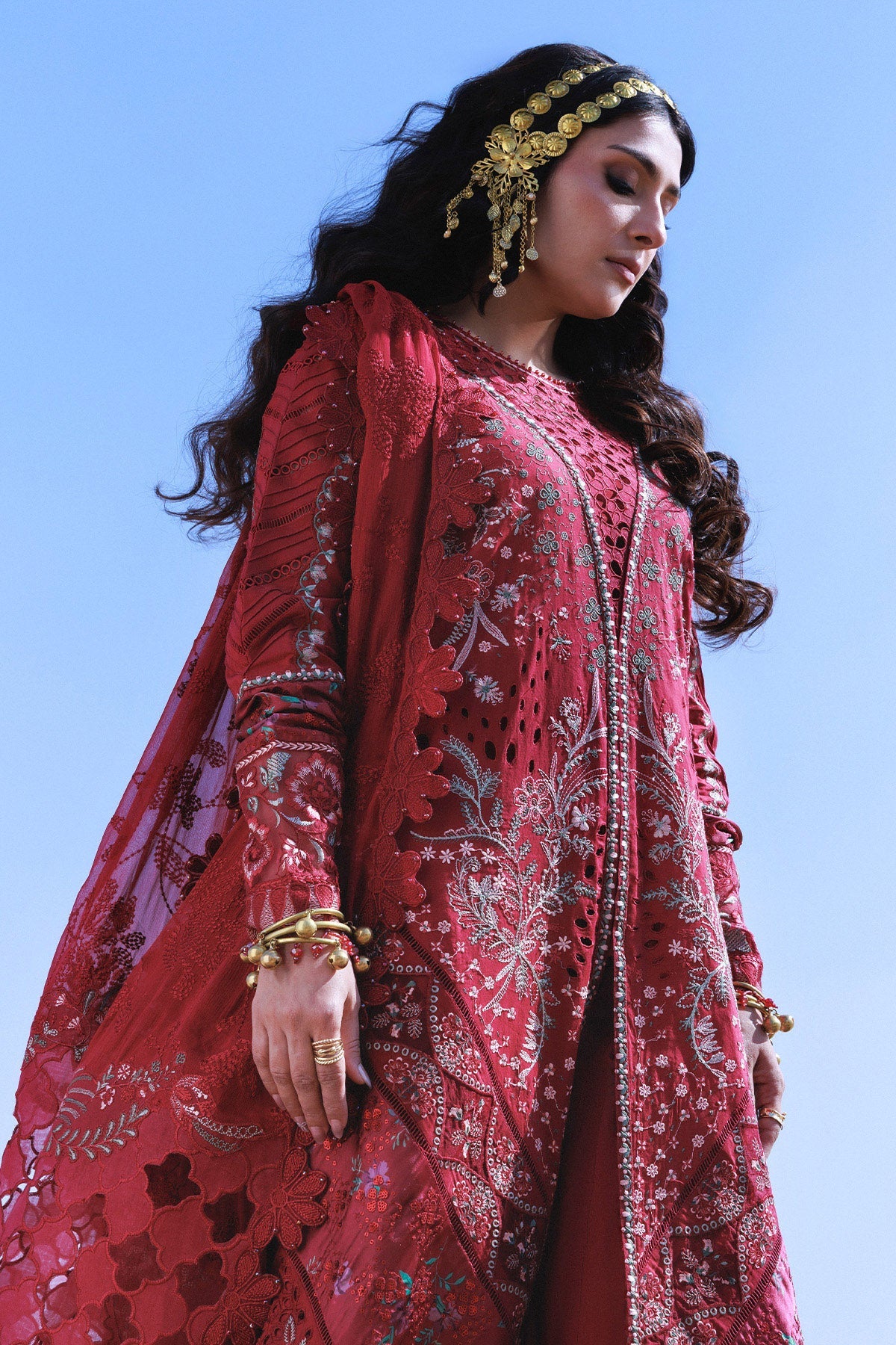 Aman Luxury Lawn – Kiraz NE-230