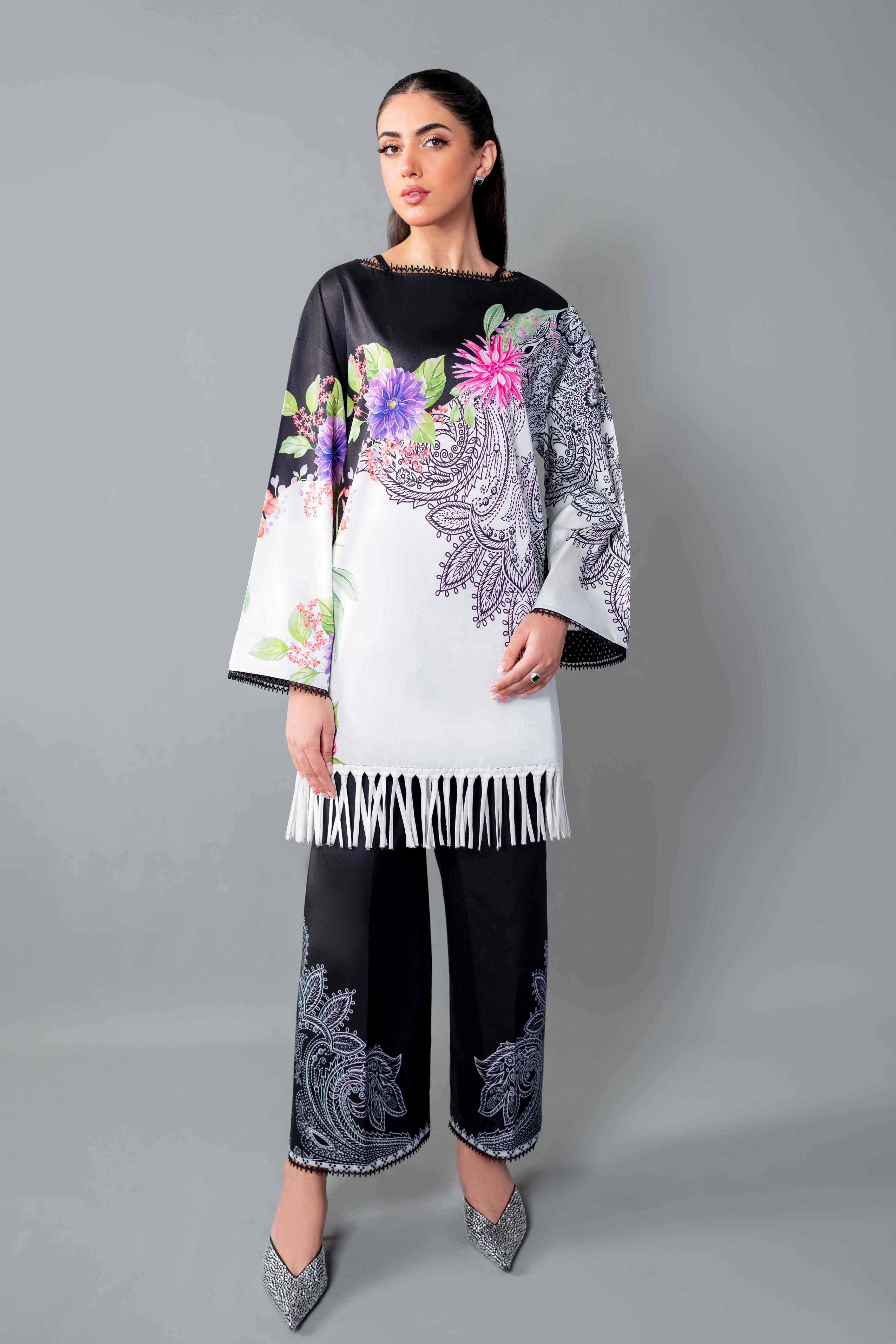 pure silk Kurta Set in Multi