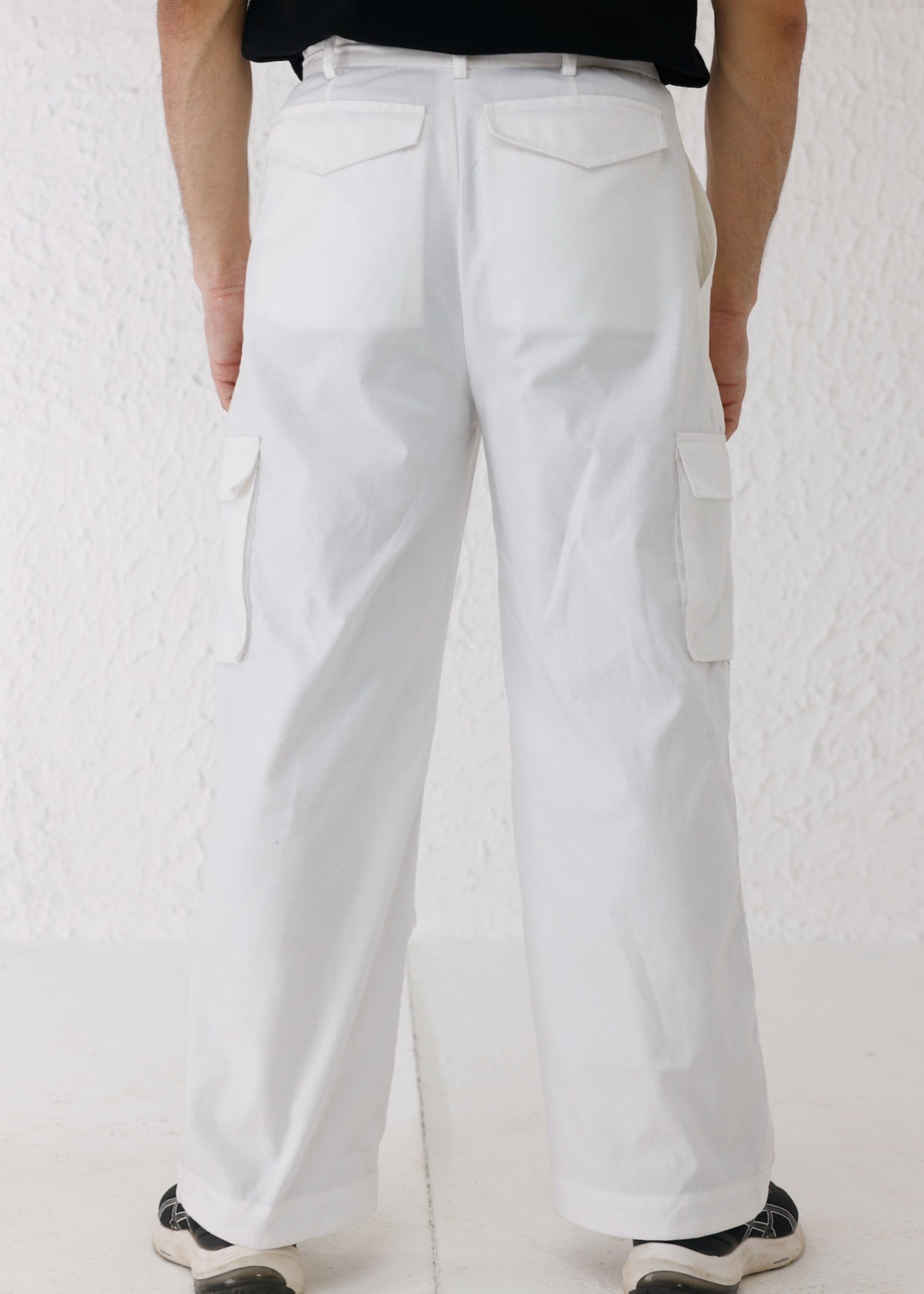 twill cotton Trousers in Off-white