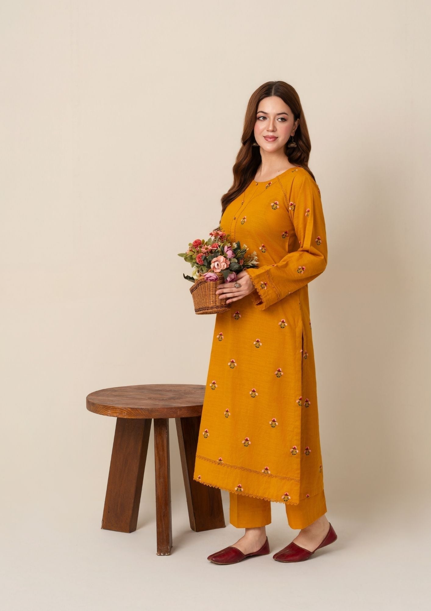 karandi Kurta Set in Yellow-orange