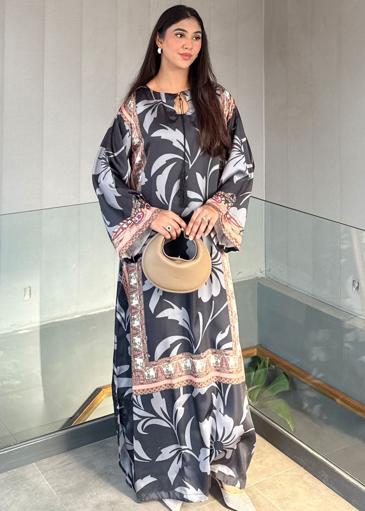 satin silk Kaftan in Black