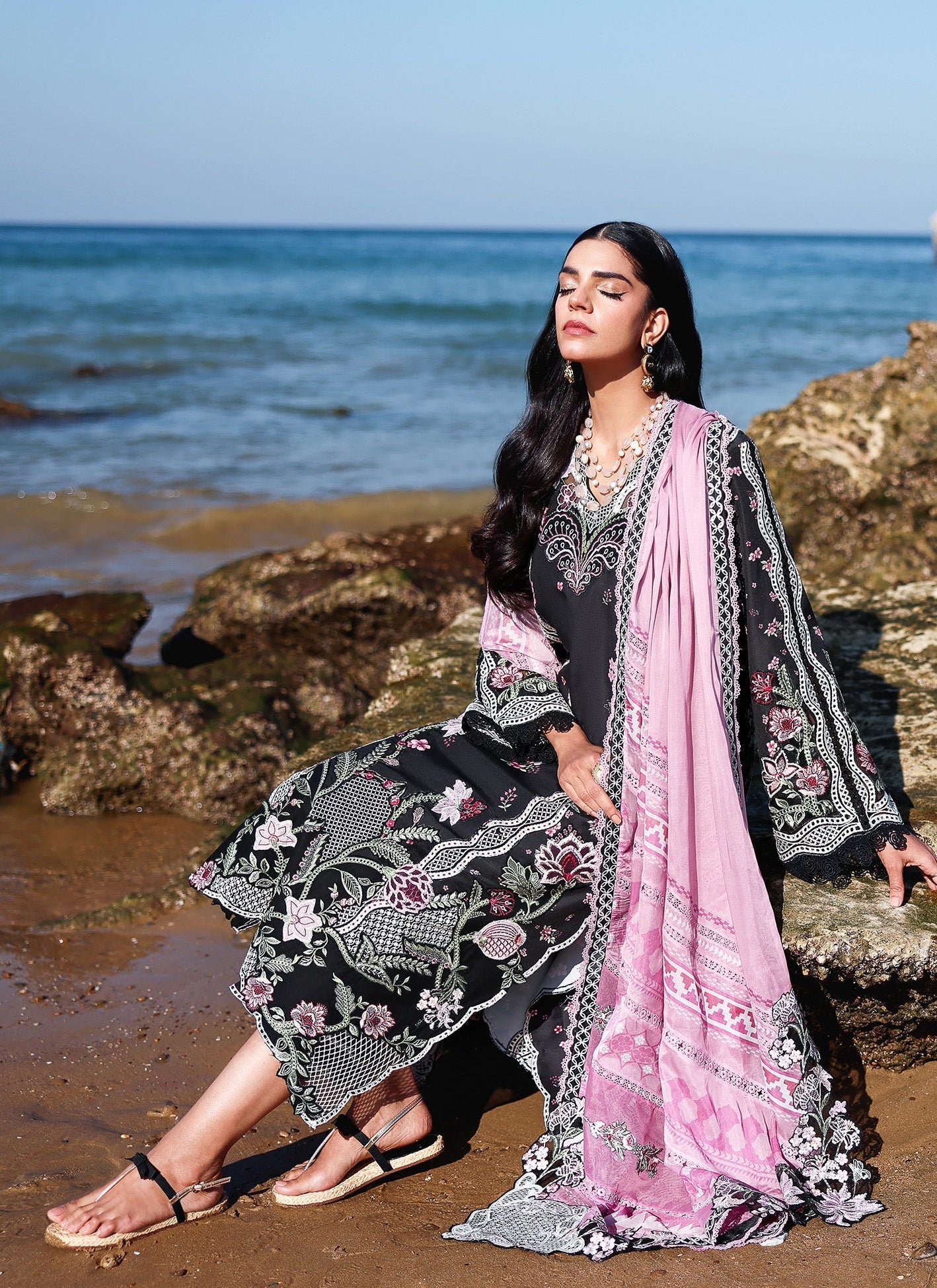 Breeze Festive Luxury Lawn – IVY-1-B