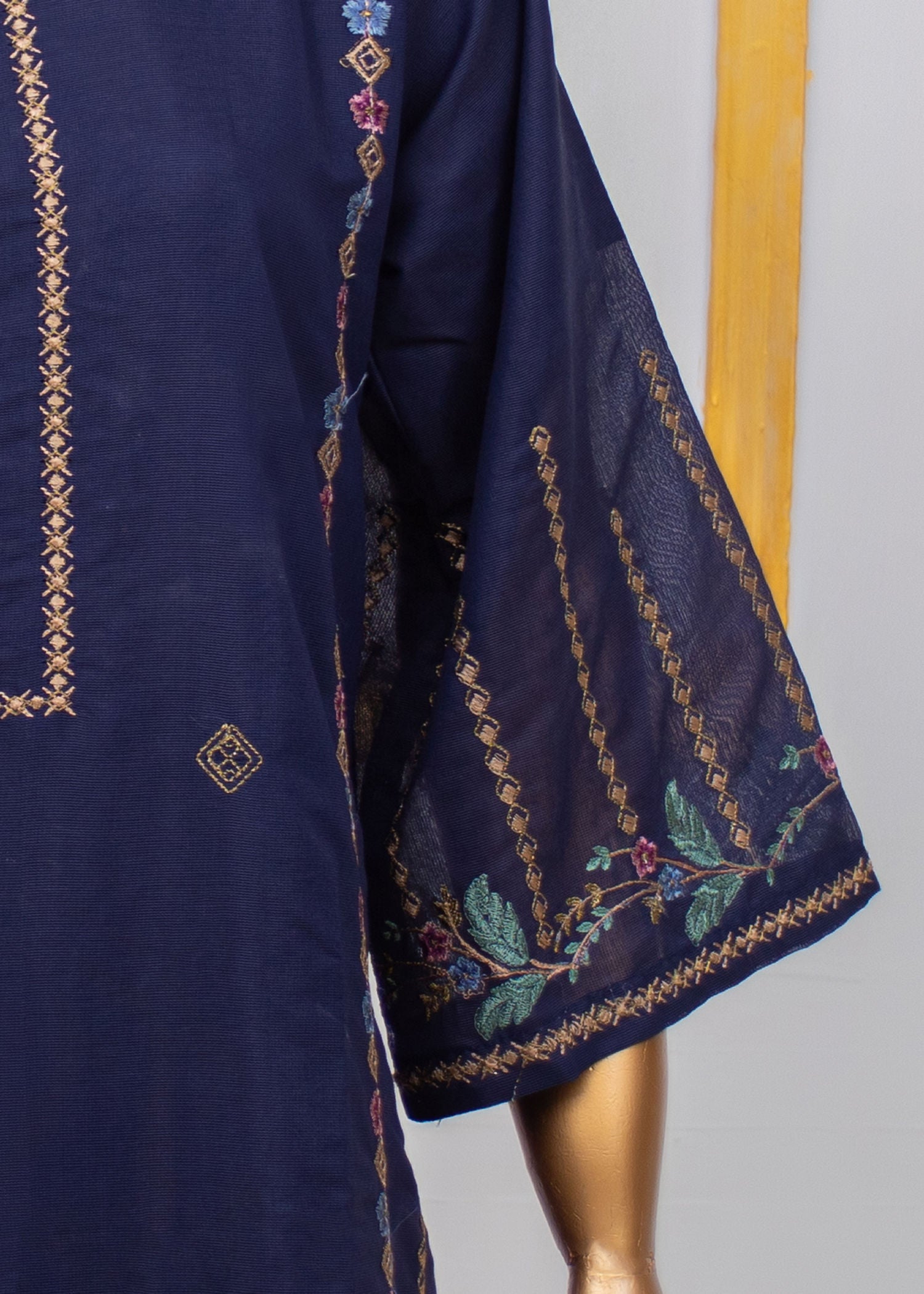 khaddi net Kurta Set in Royal blue