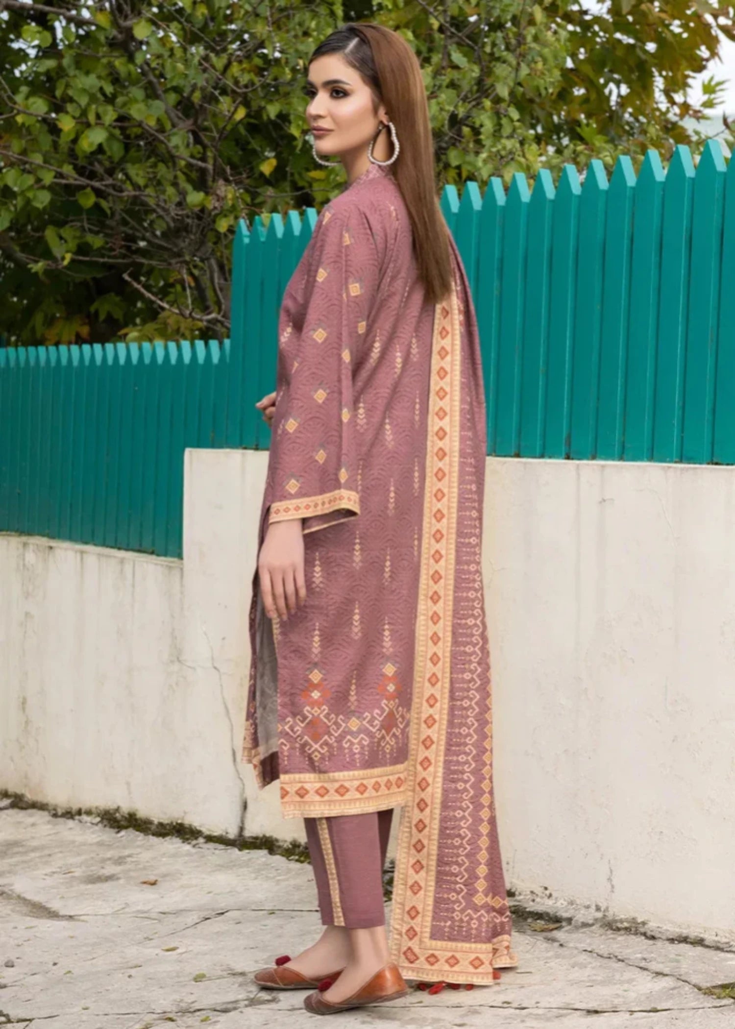 khaddar Unstitched in Rose red