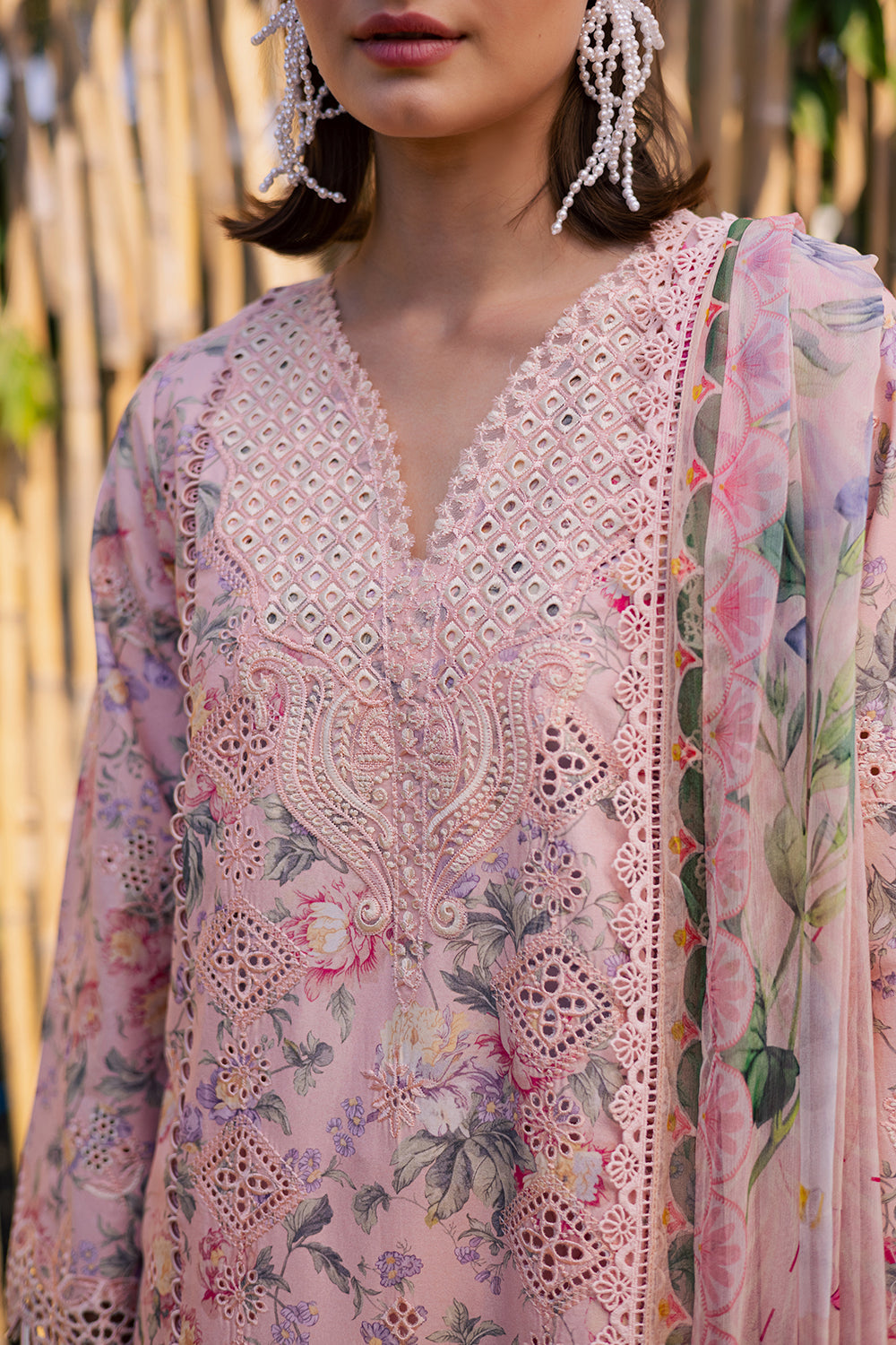Shezlin Chikankari Eid Edit Lawn – NAQSH (AV-06)