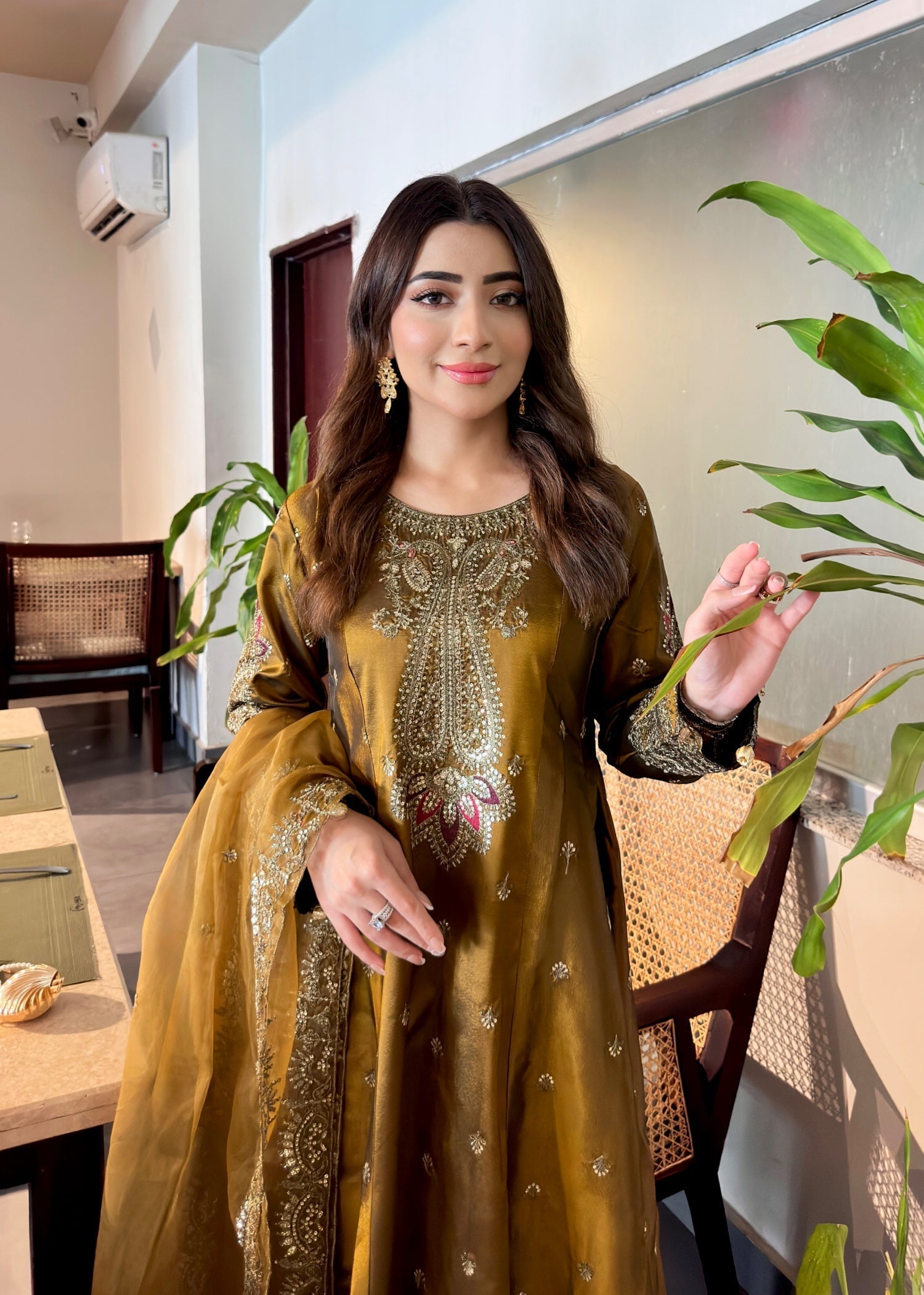 silk Maxi in Golden brown