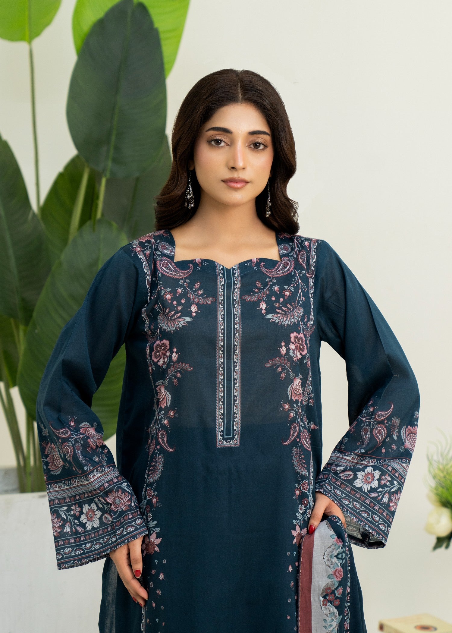 lawn Unstitched in Dark green