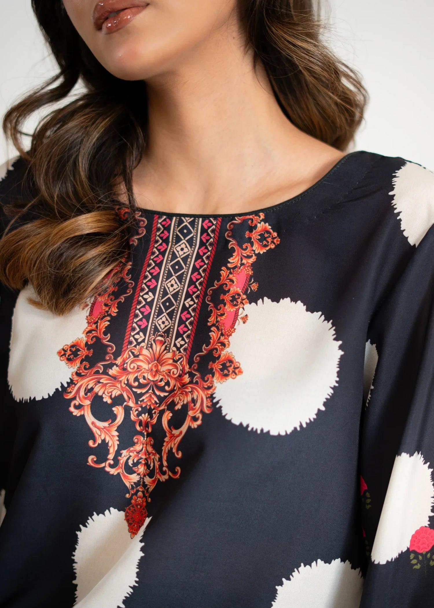silk grip Kurta Set in Black