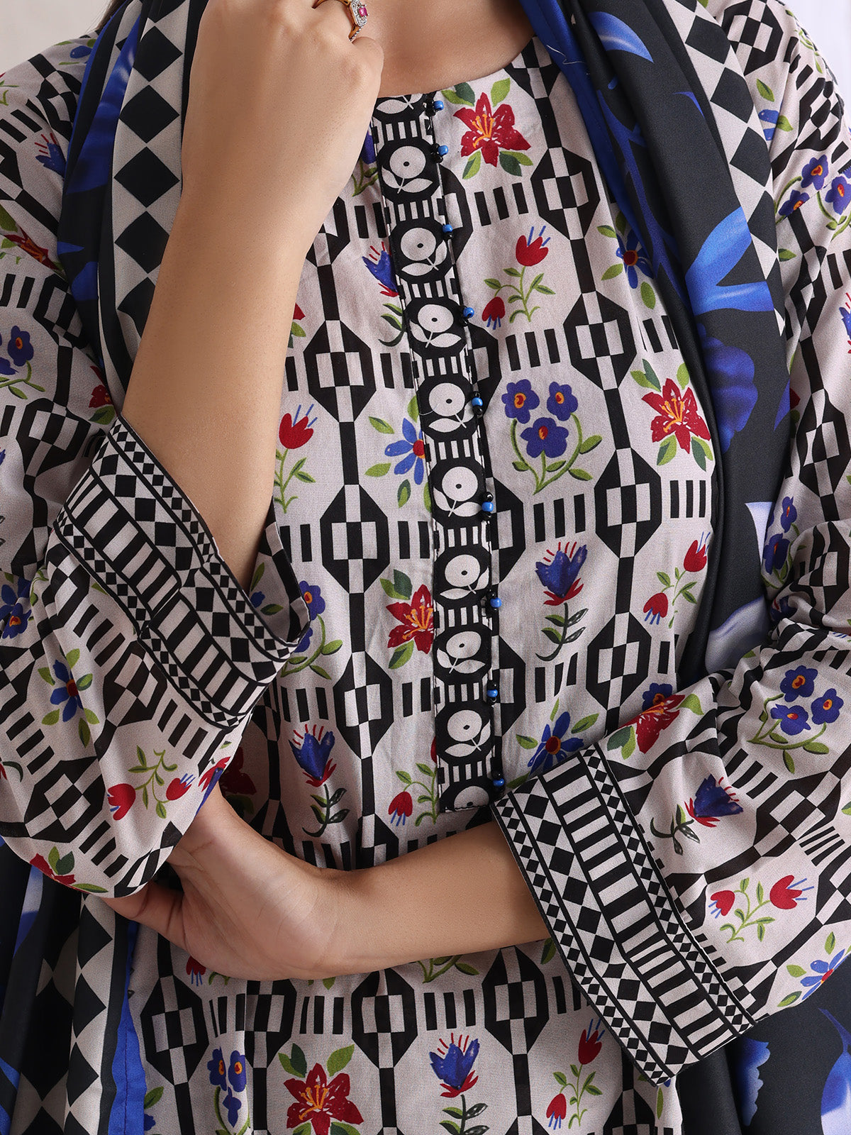 ribbed lawn Kurta Set in Jet black