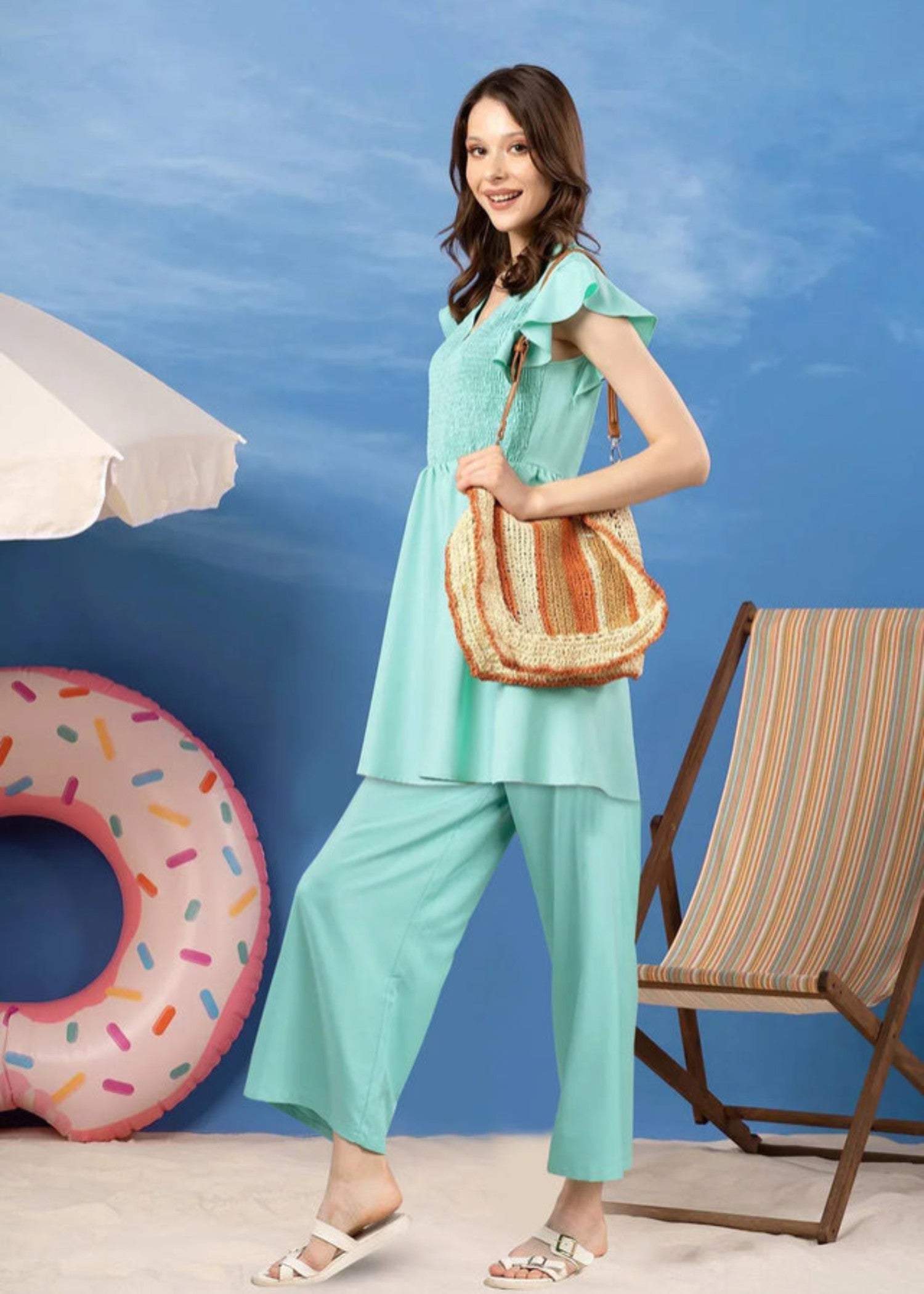 polyester Dress in Pastel green