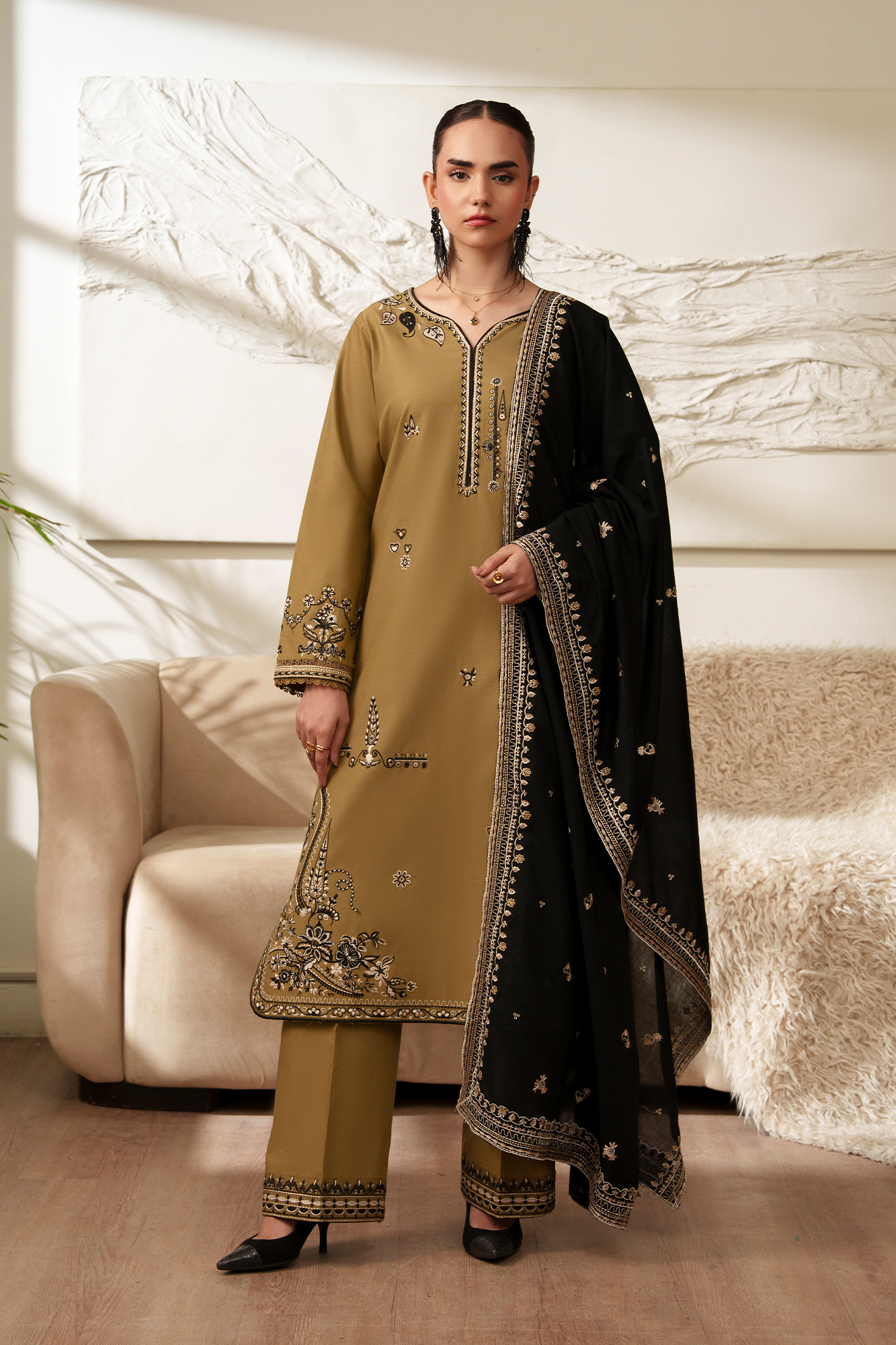 Pret Eid Edit RTW – Ayla