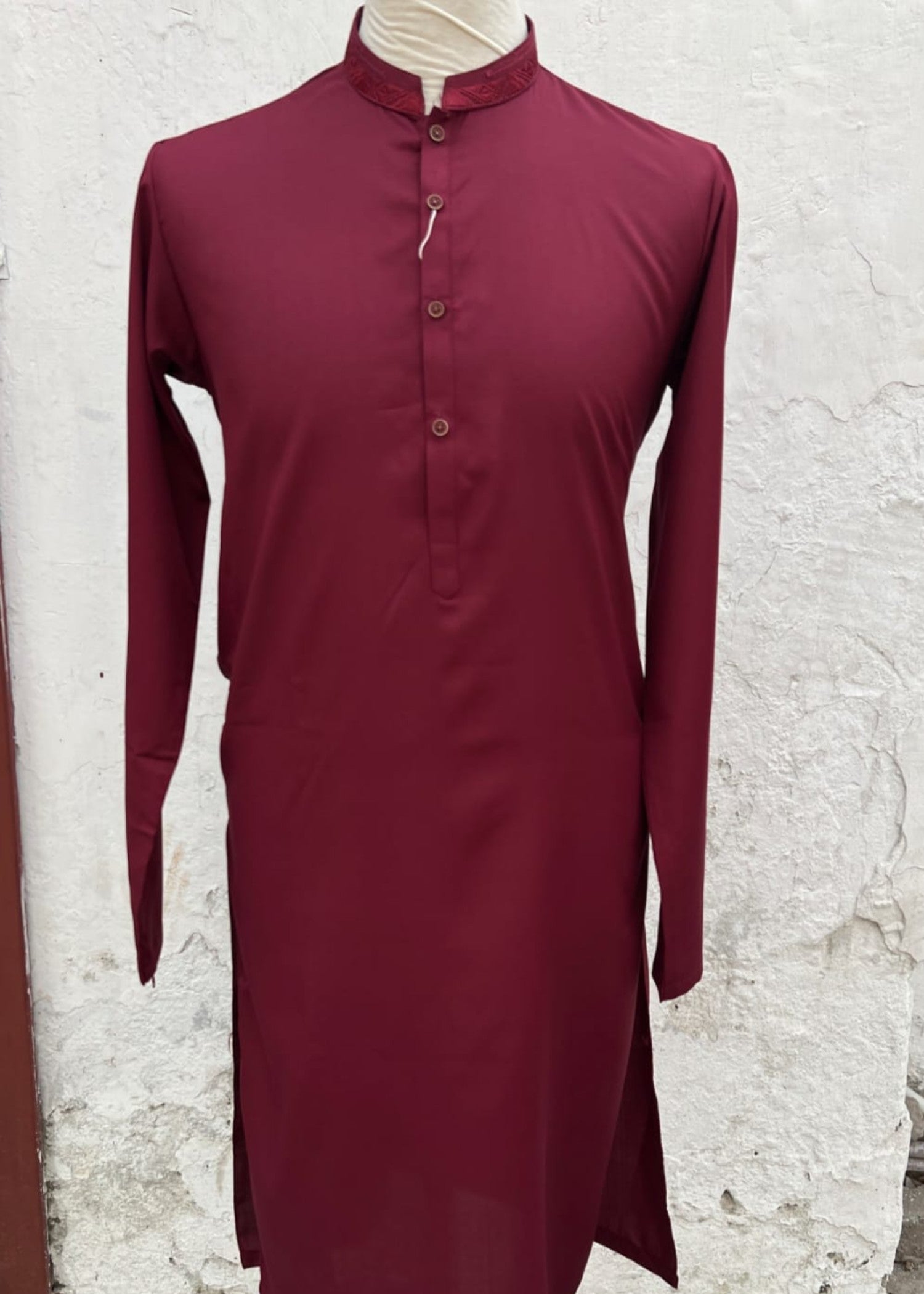wash & wear Kurta in Maroon
