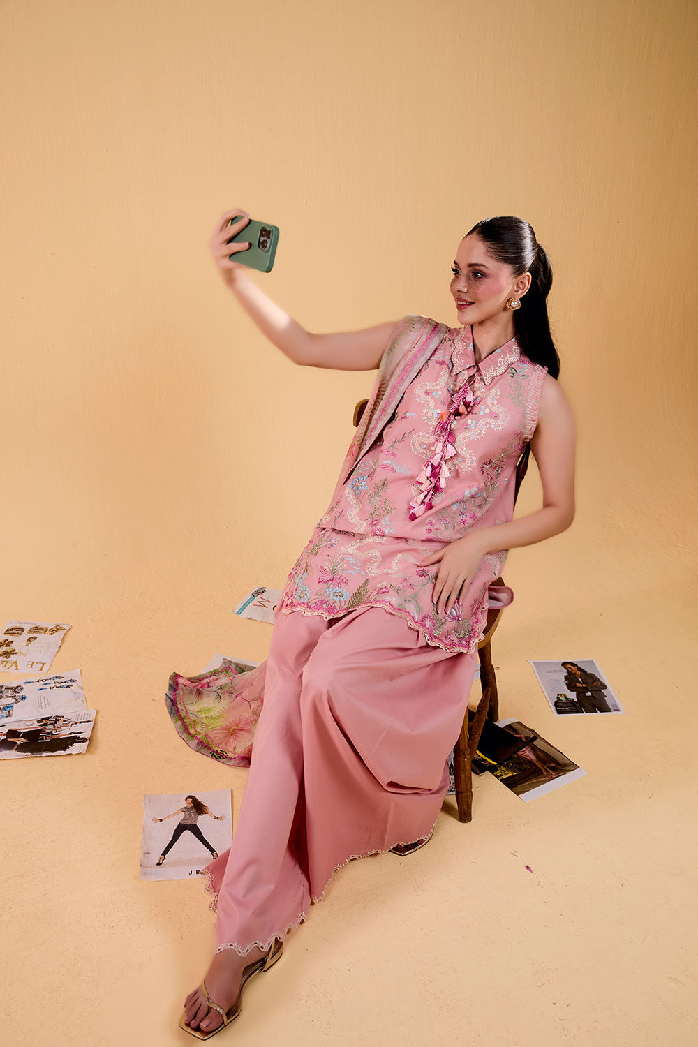 Vital Luxury Lawn Vol-2 – D-6B