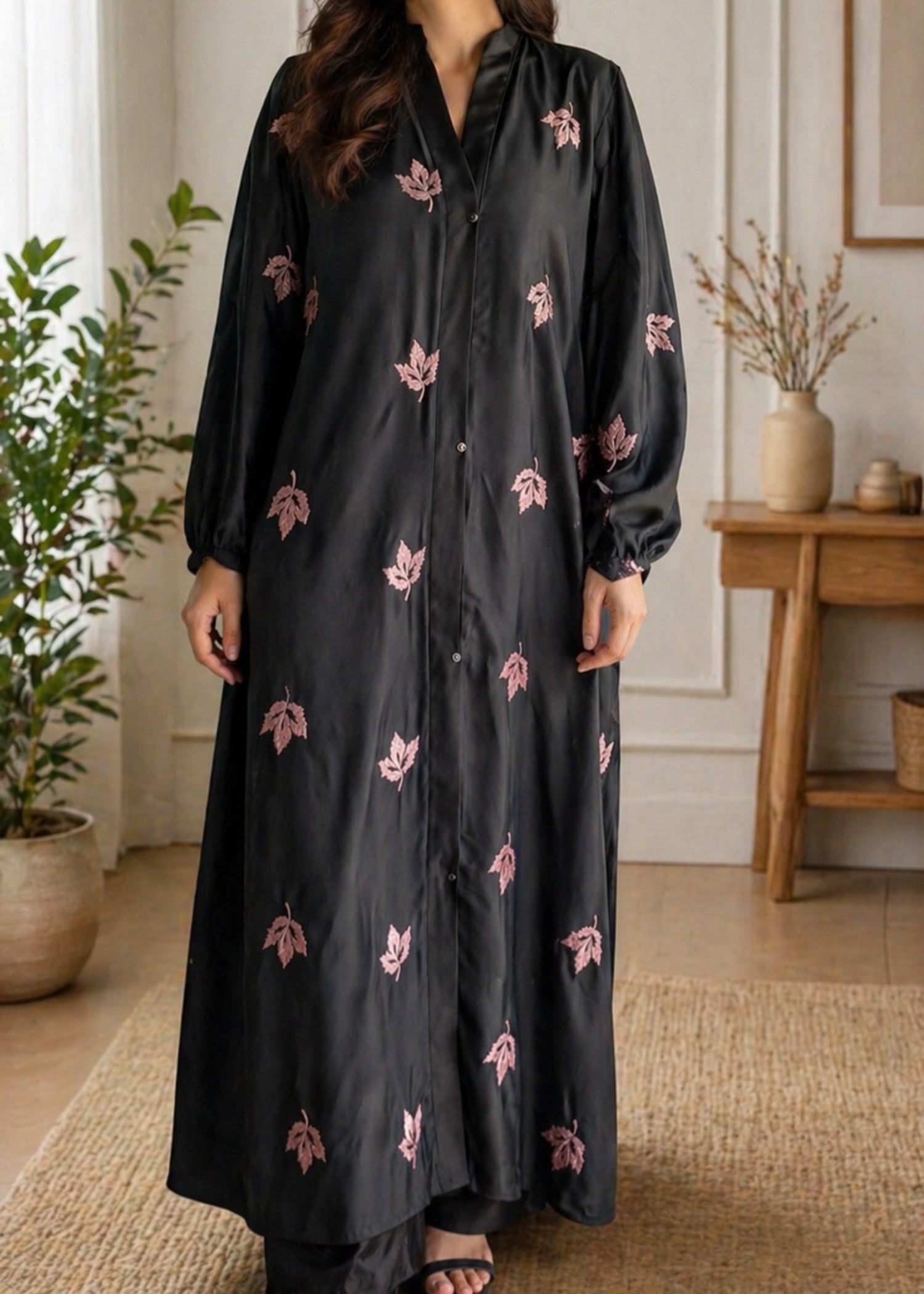 nidha Abaya in Black, pink