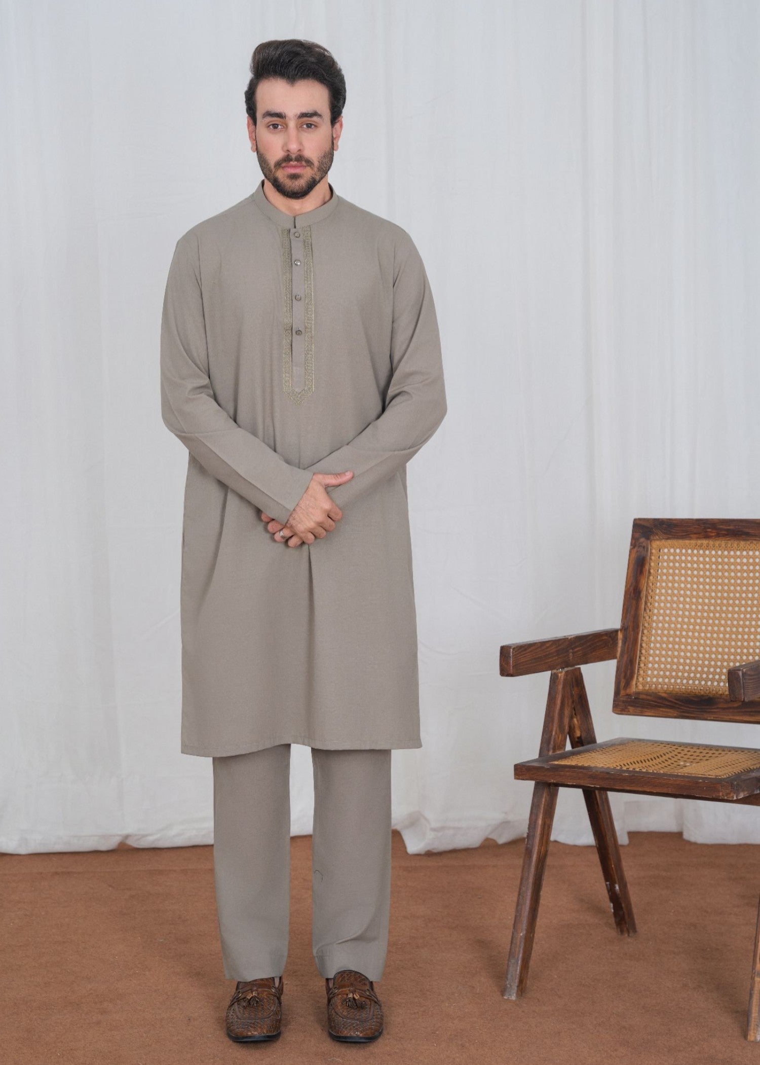 karandi Kurta Set in Grey
