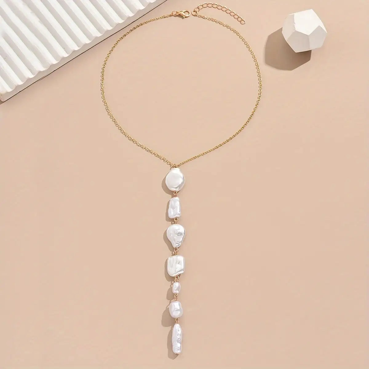 VIKTORY NECKLACE
