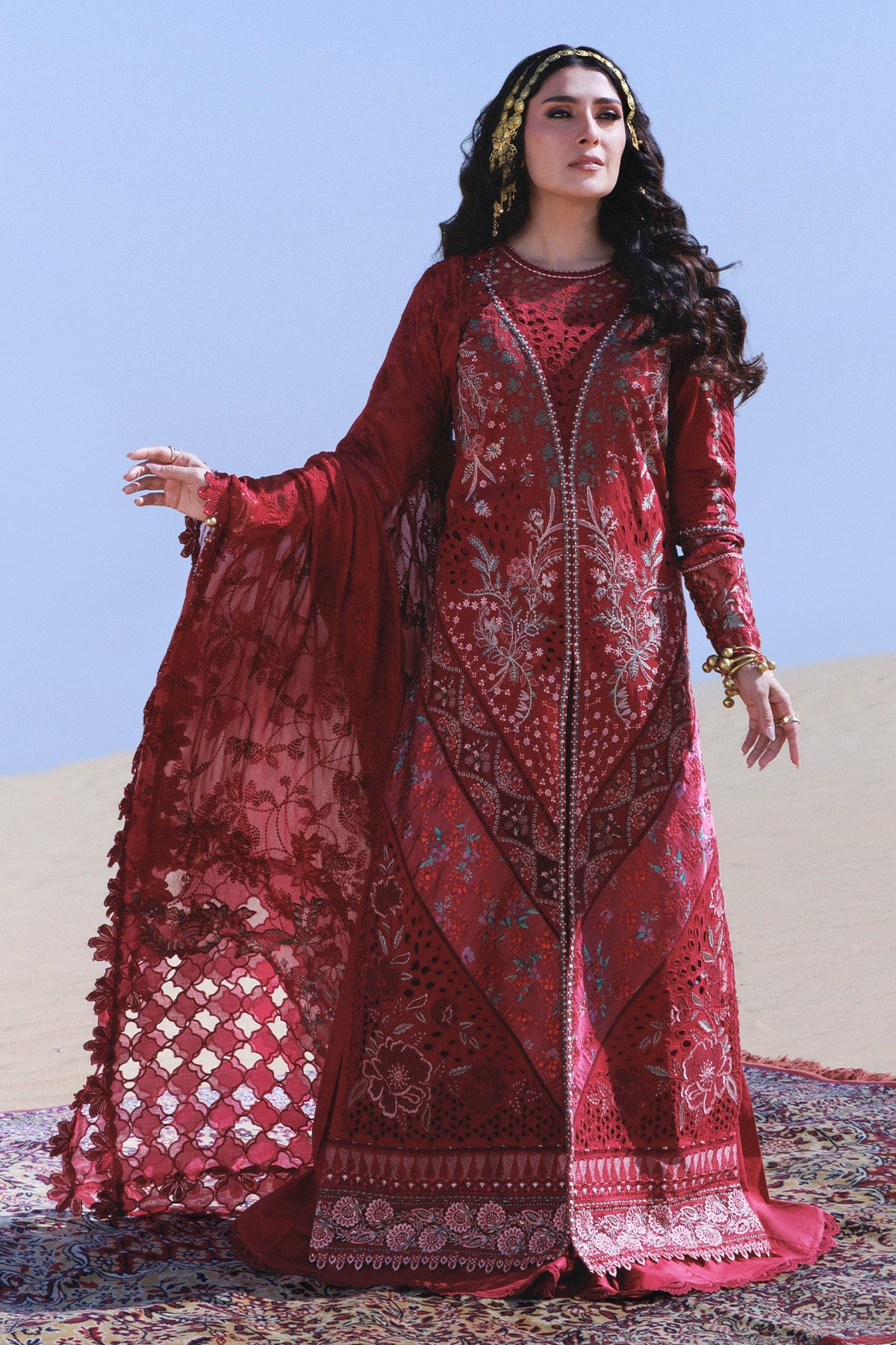 Aman Luxury Lawn – Kiraz NE-230