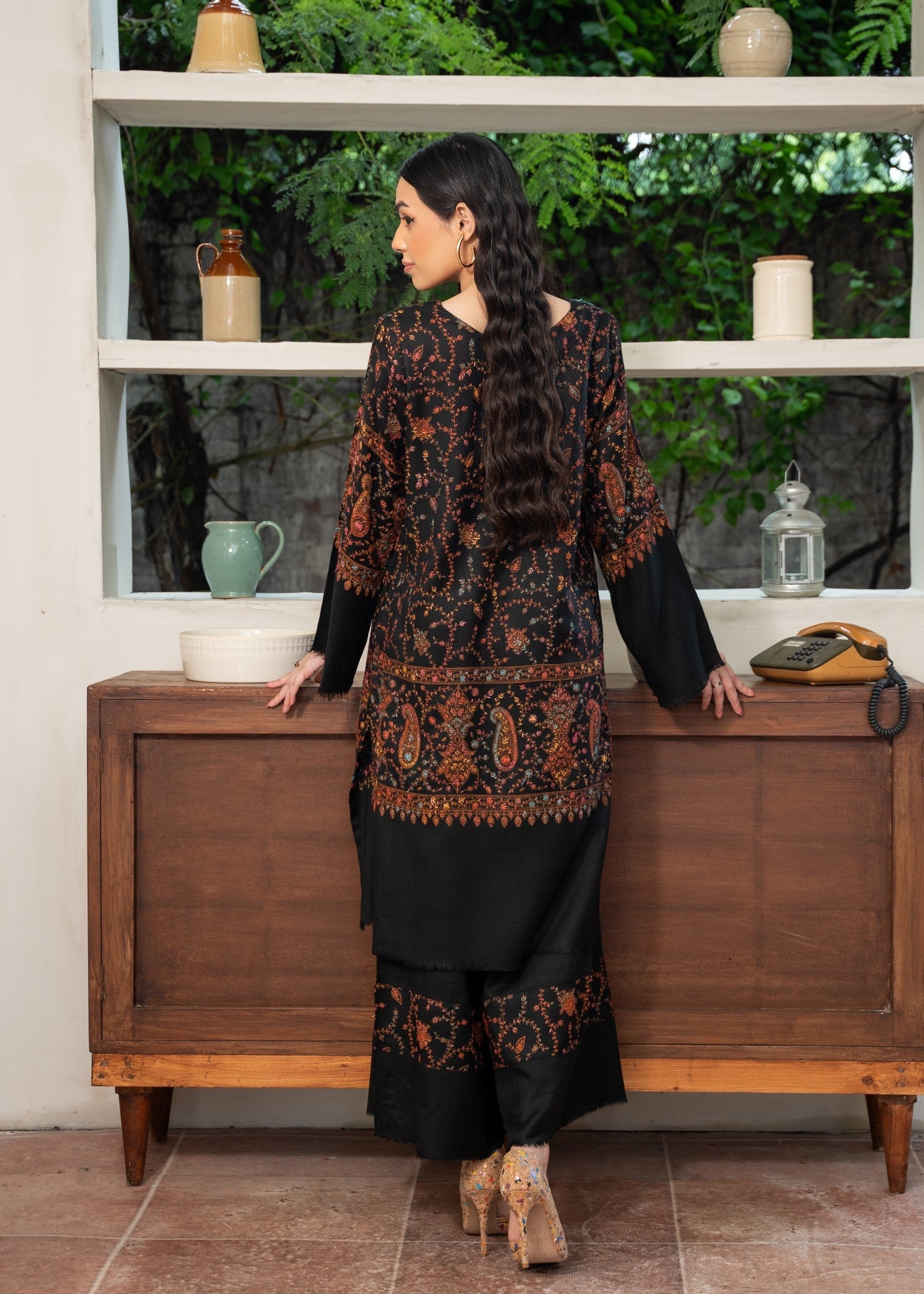 pashmina wool Kurta Set in Black
