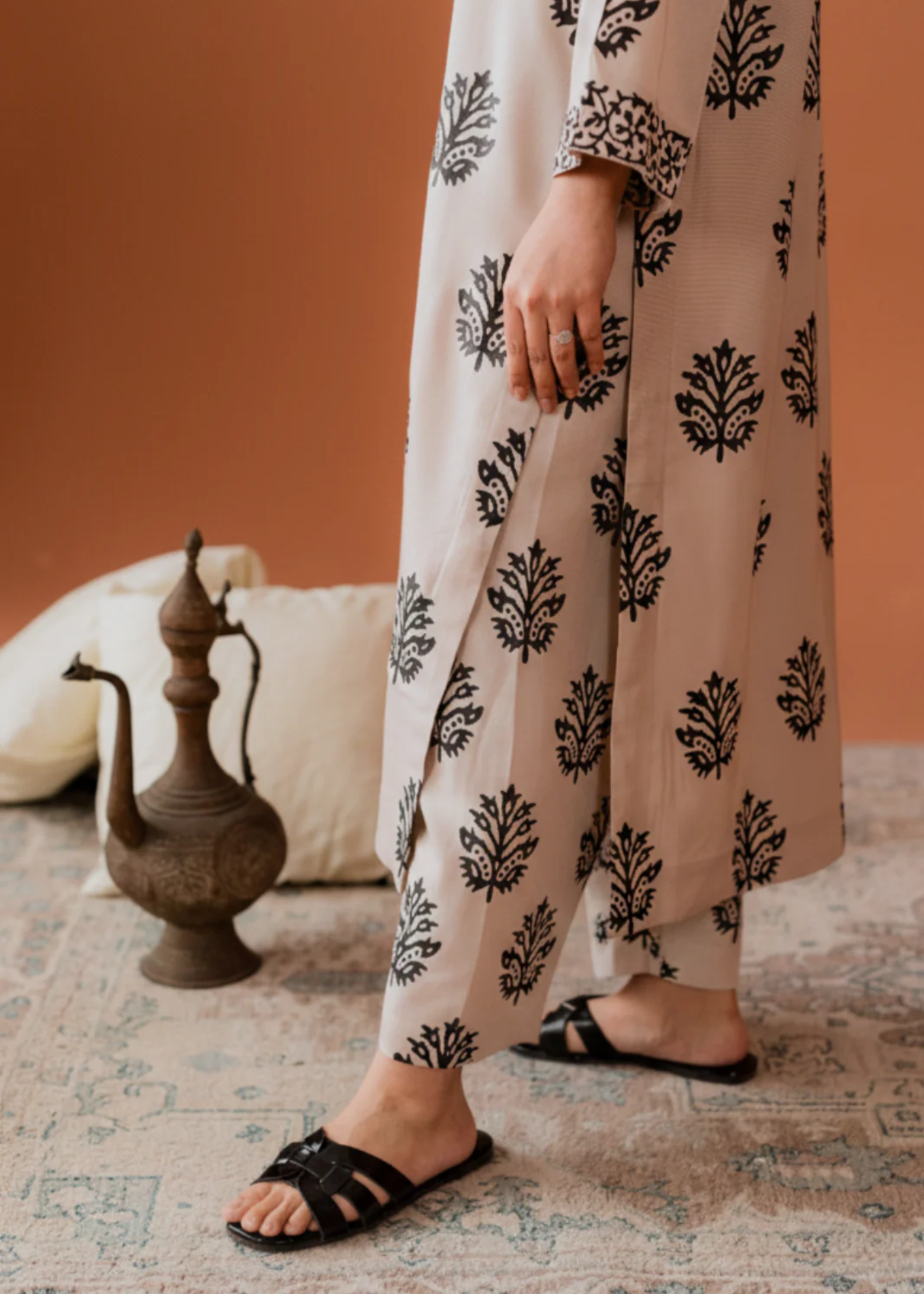 lawn cotton Kurta Set in Eggshell