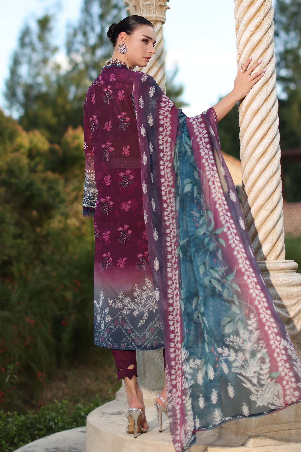 Signature Lawn Prints – SP-197