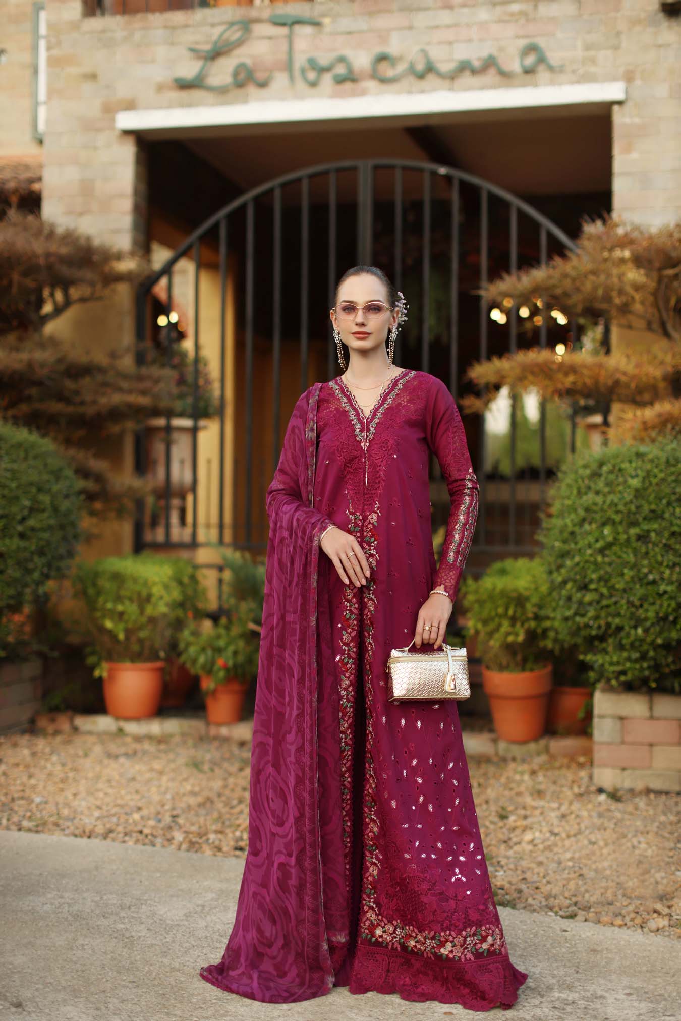 Luxury Eid Schiffli Laserkari Lawn – D6 - A - Zelina