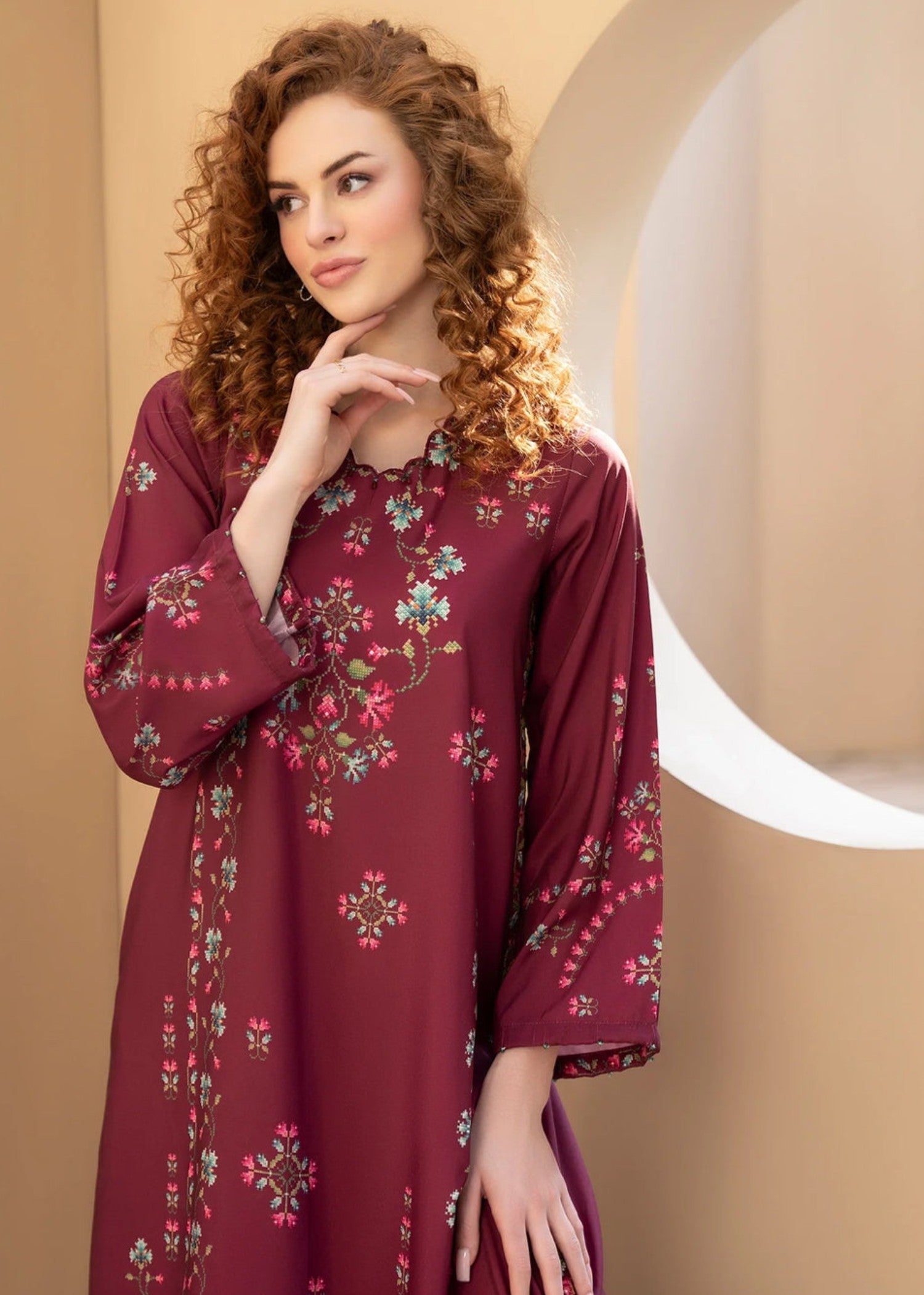 blended cambric Kaftan in Maroon