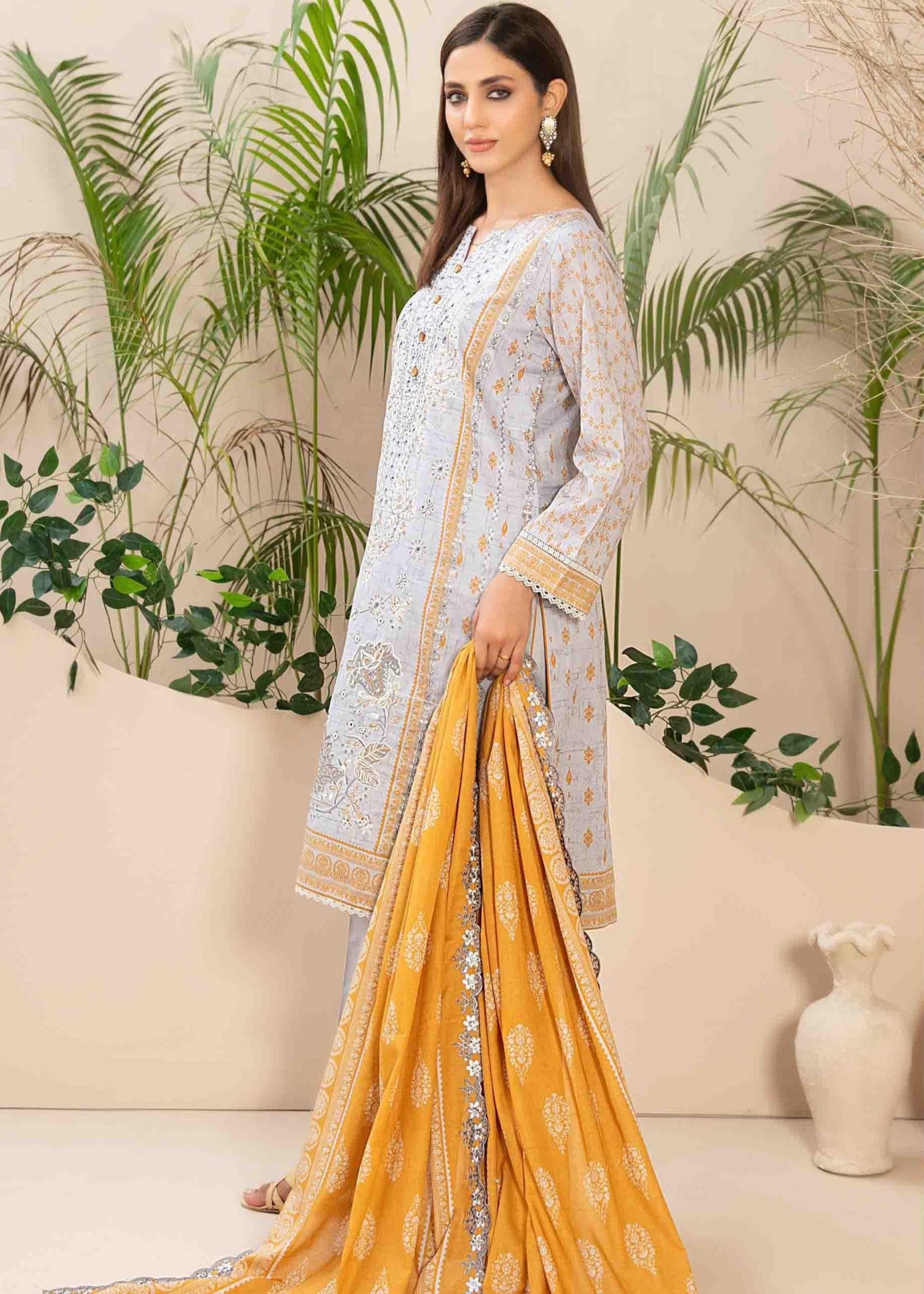 lawn Kurta Set in Lavender blush