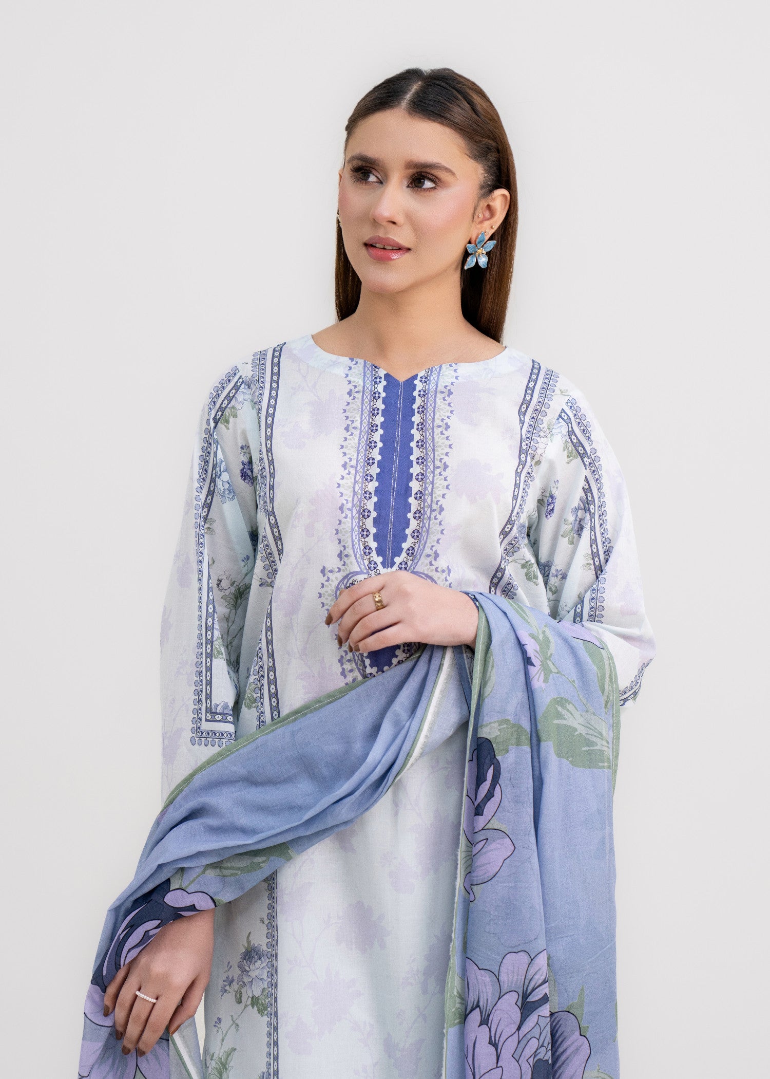lawn Unstitched in Periwinkle, cloud blue
