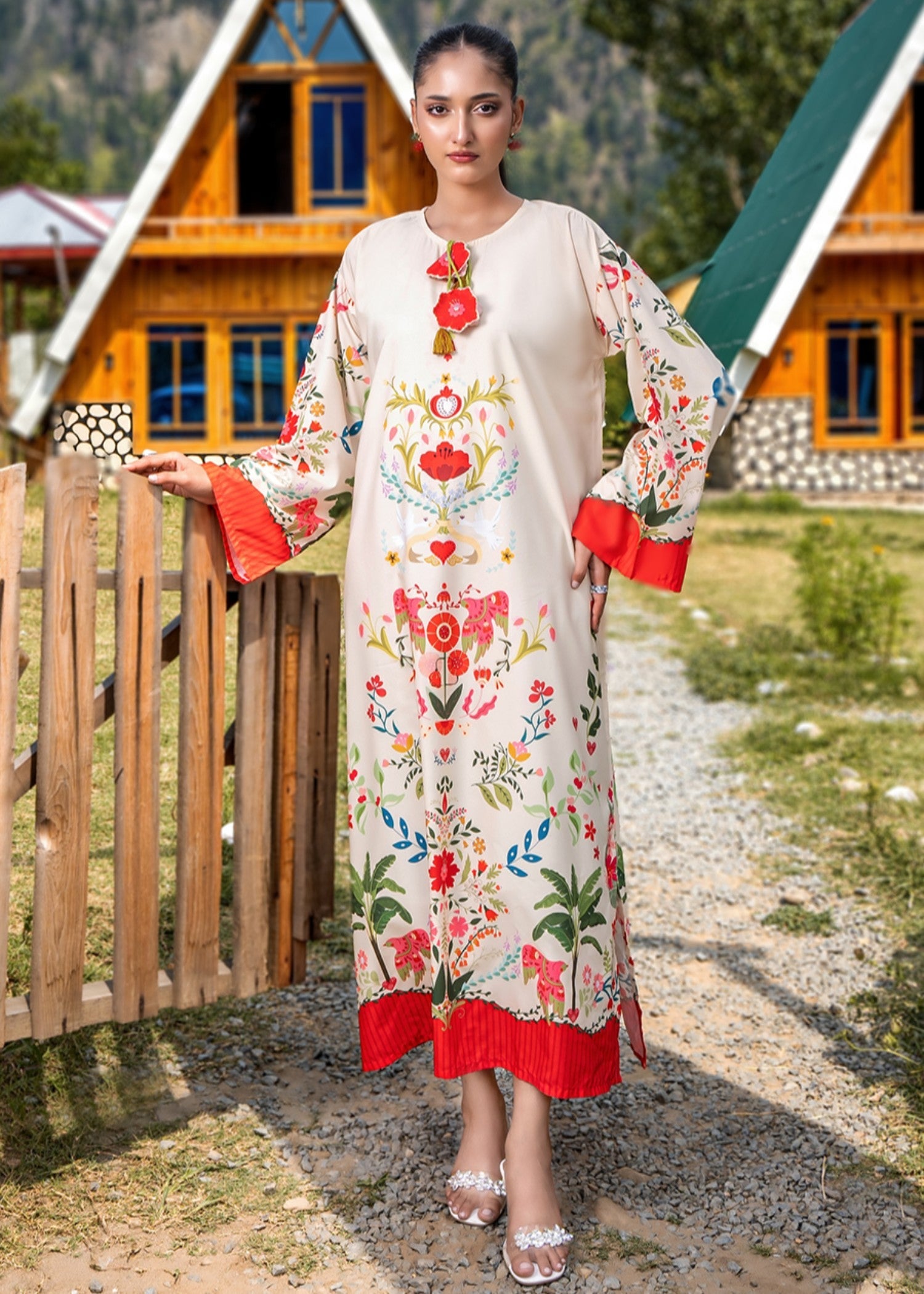 crepe Kaftan in Beige