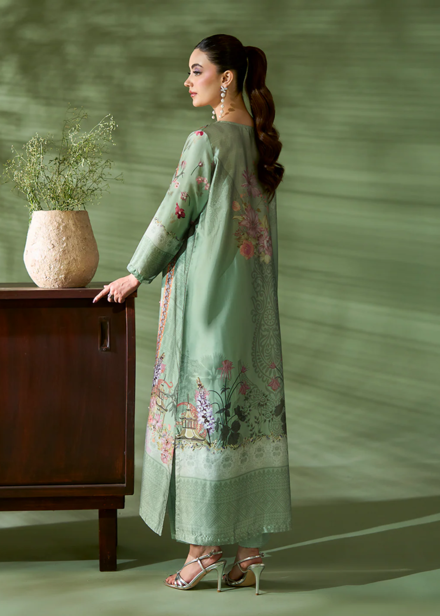 silk Kaftan in Mint green