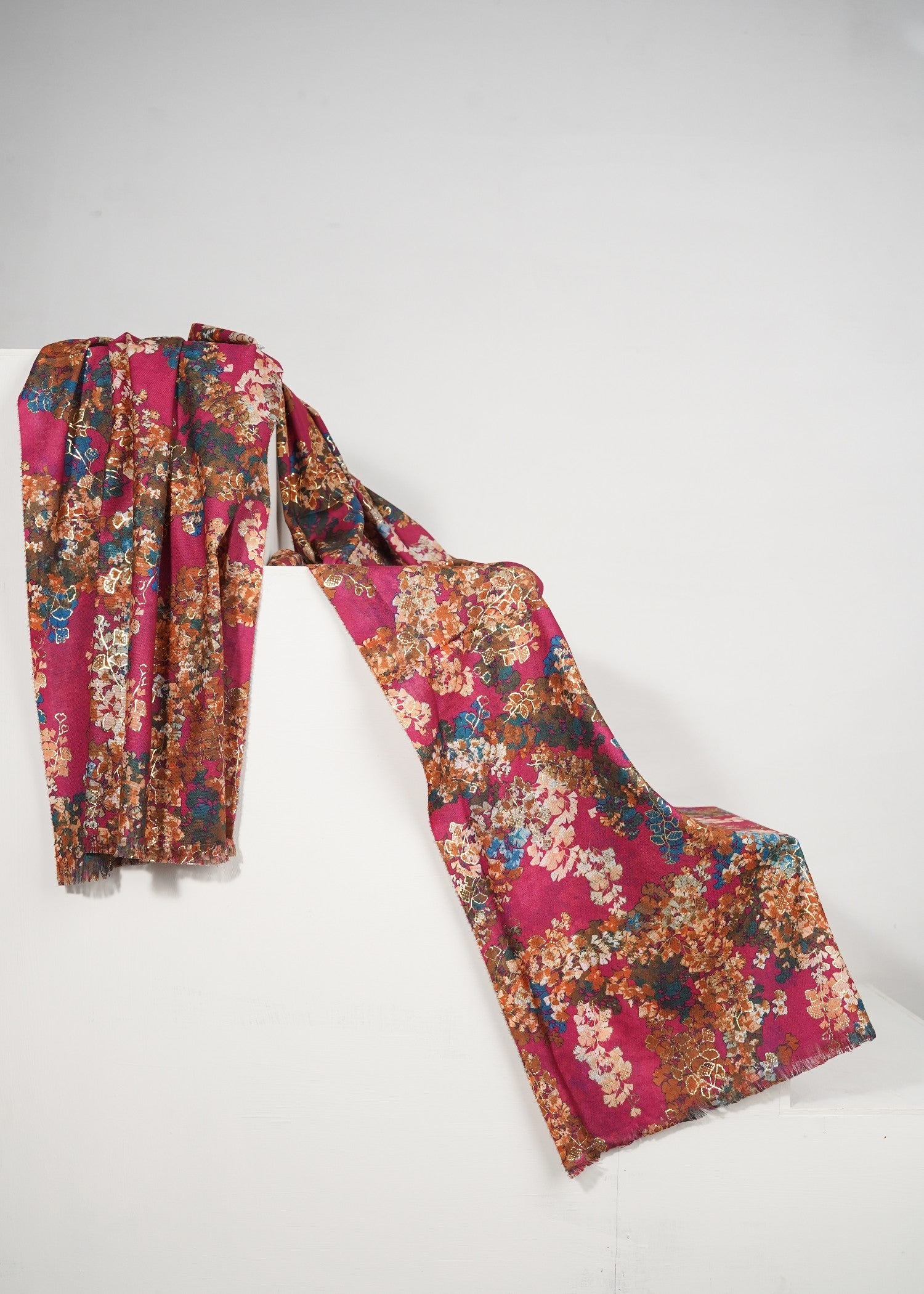 wool Hijab in Multi, magenta haze