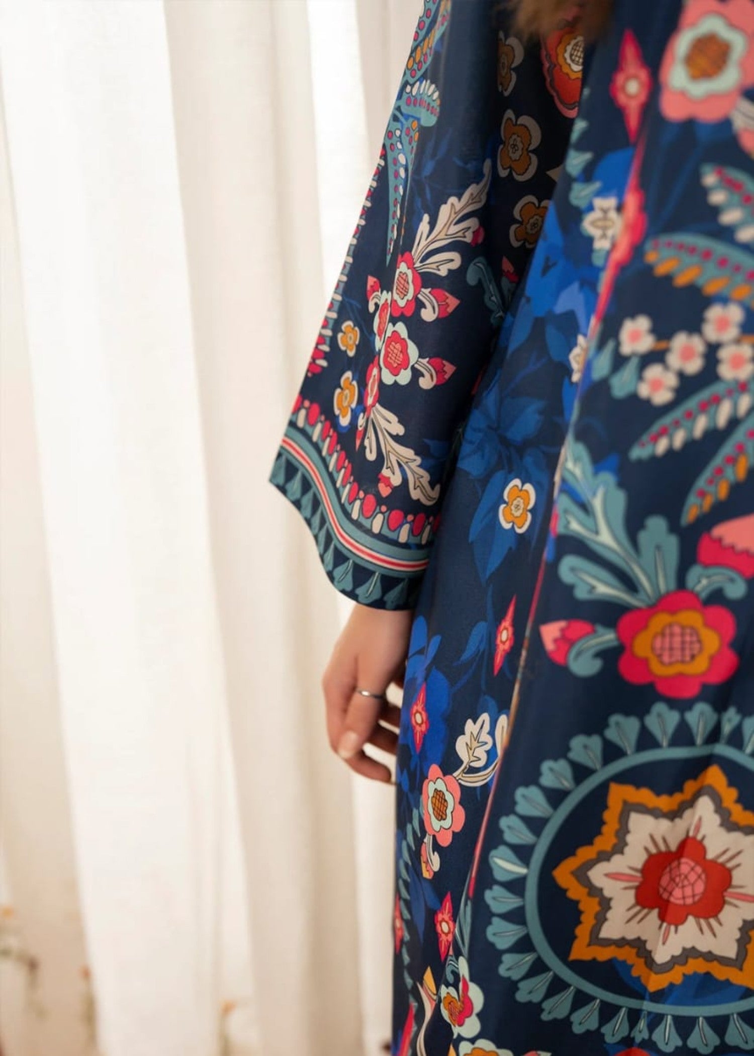 blended cambric Kaftan in Blue