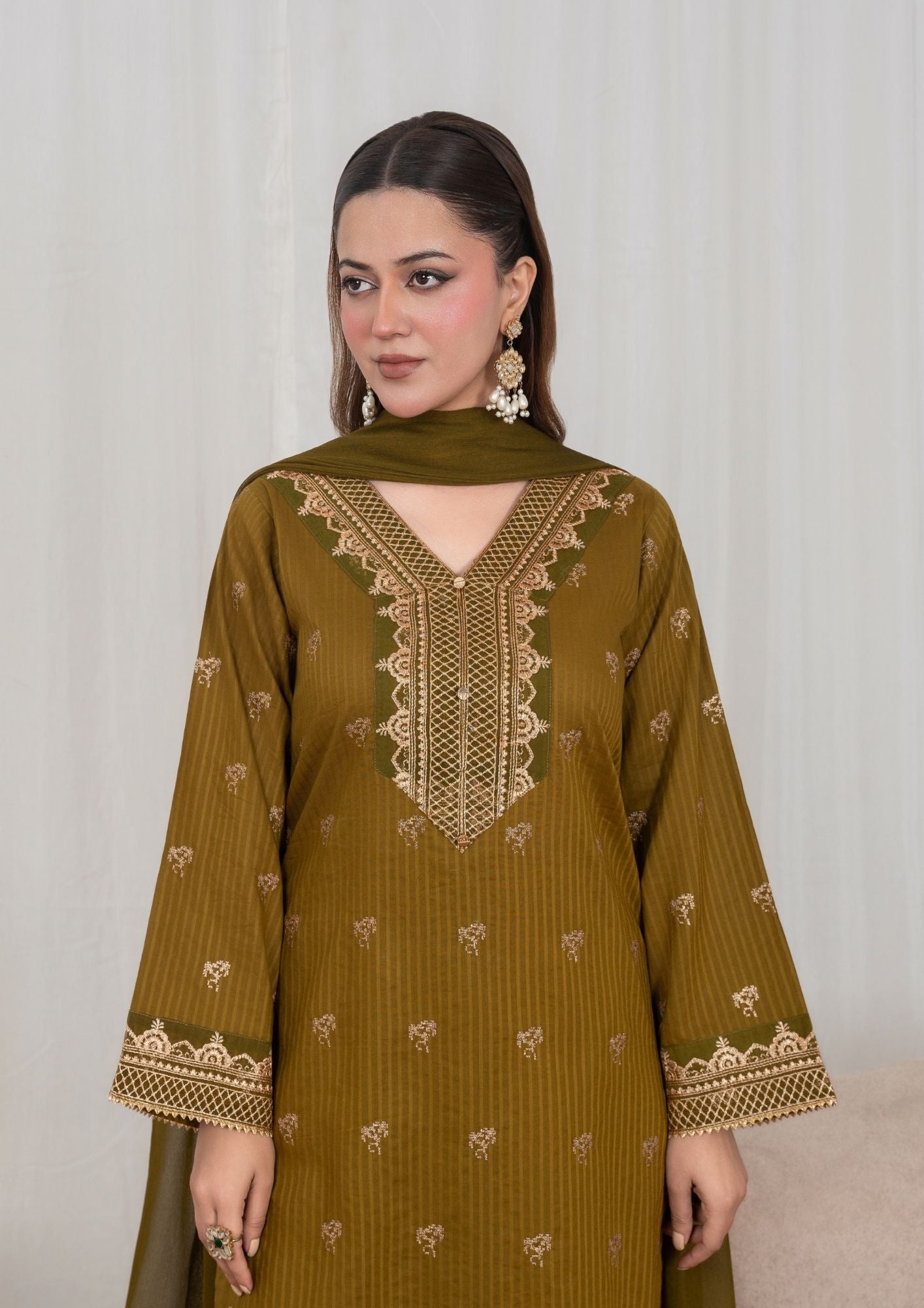 lawn Kurta Set in Golden brown