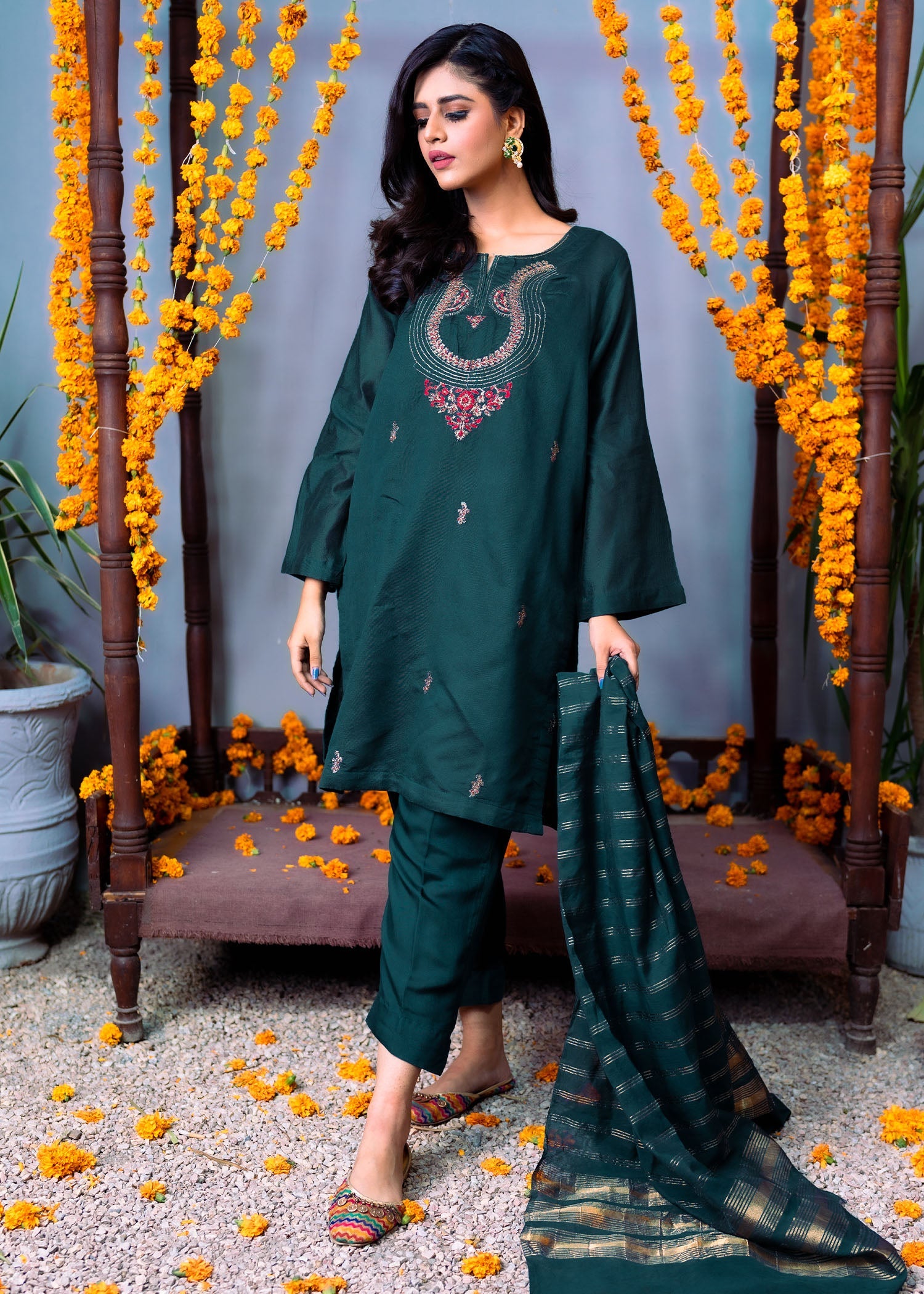 khaddi net Kurta Set in Dark green