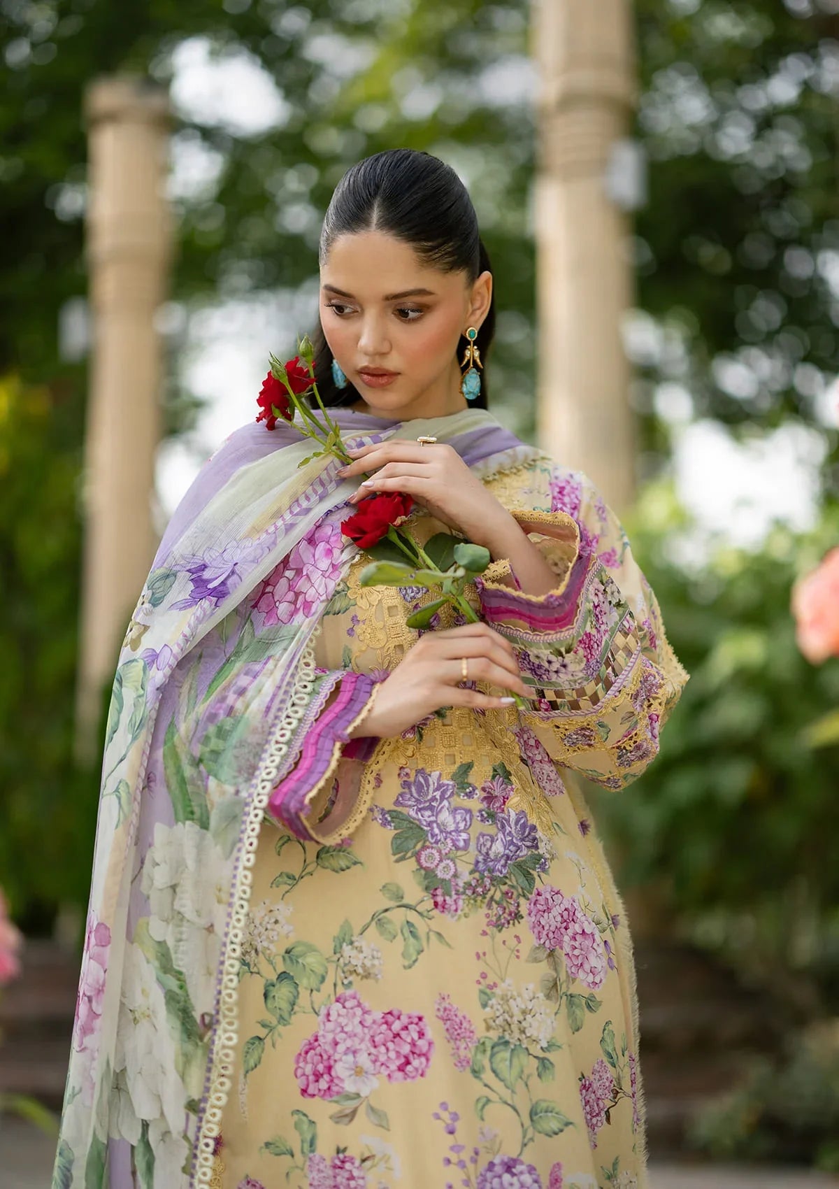 Signature Lawn Edit – 7a Stella