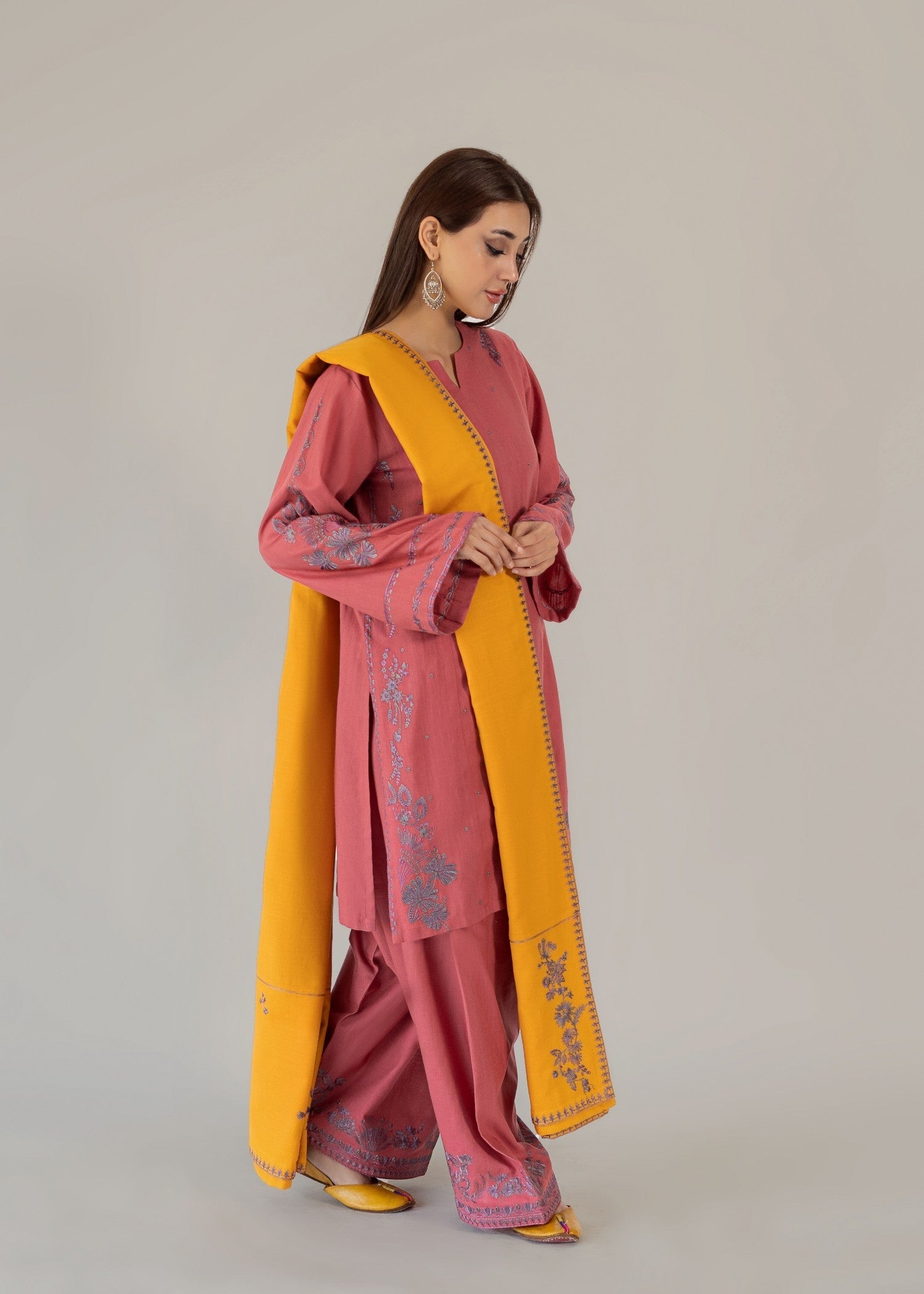 slub khaddar Kurta Set in Pink