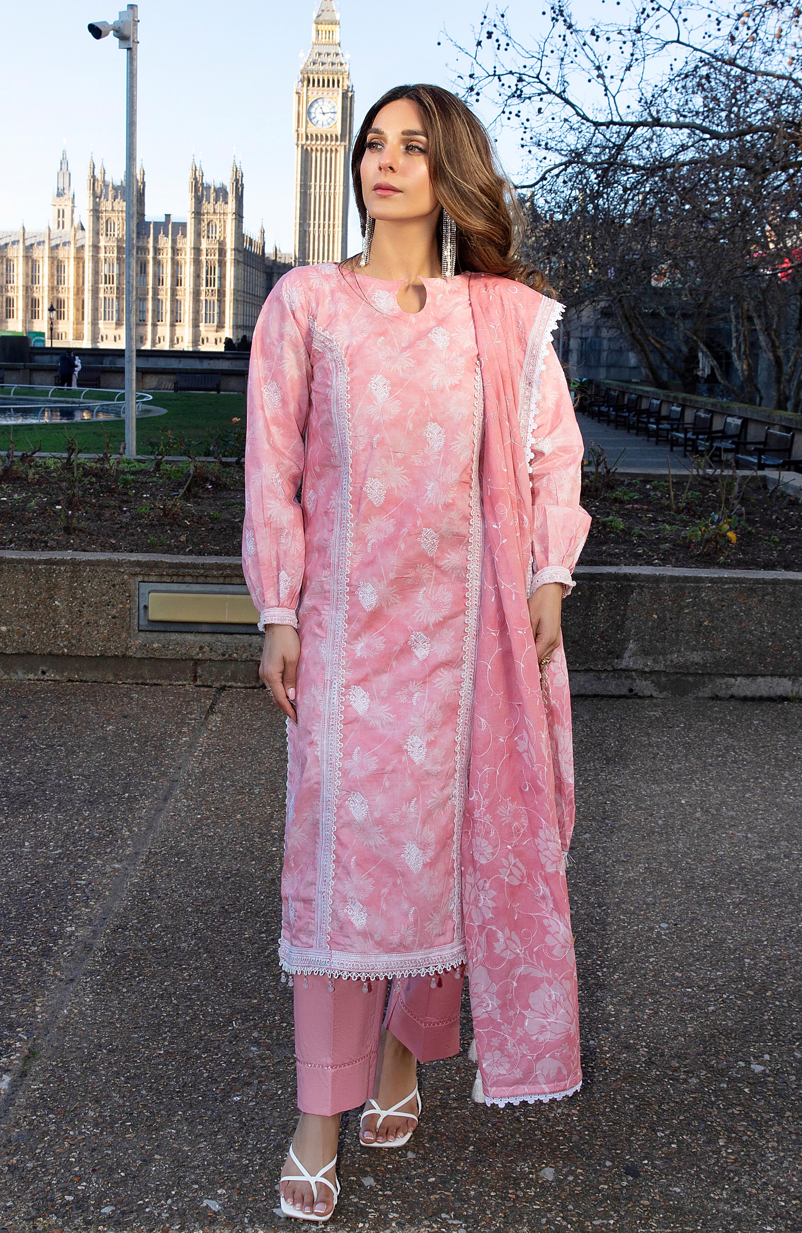 Dhagakari Lawn – DKE-26-09
