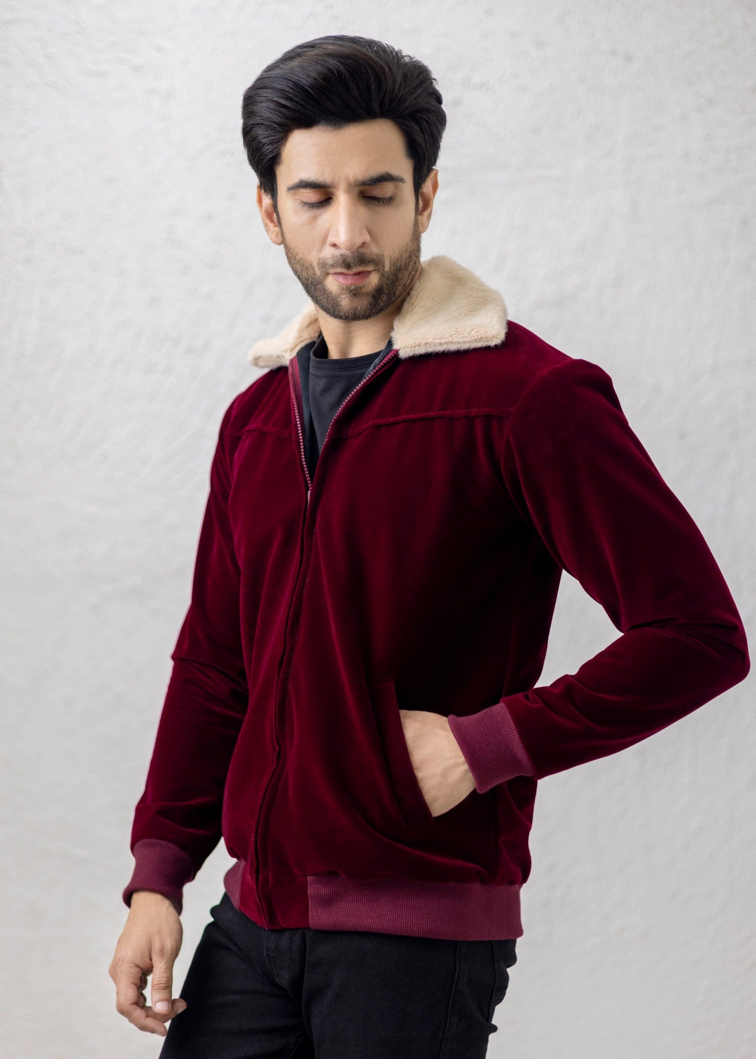 velvet Jacket in Maroon
