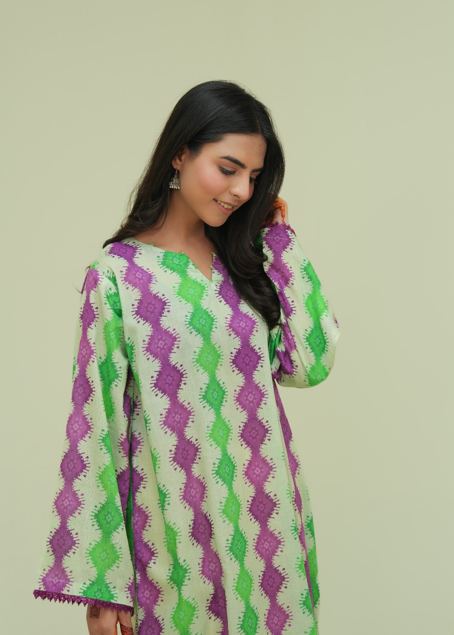lawn Kaftan in Plum, mint green, seashell