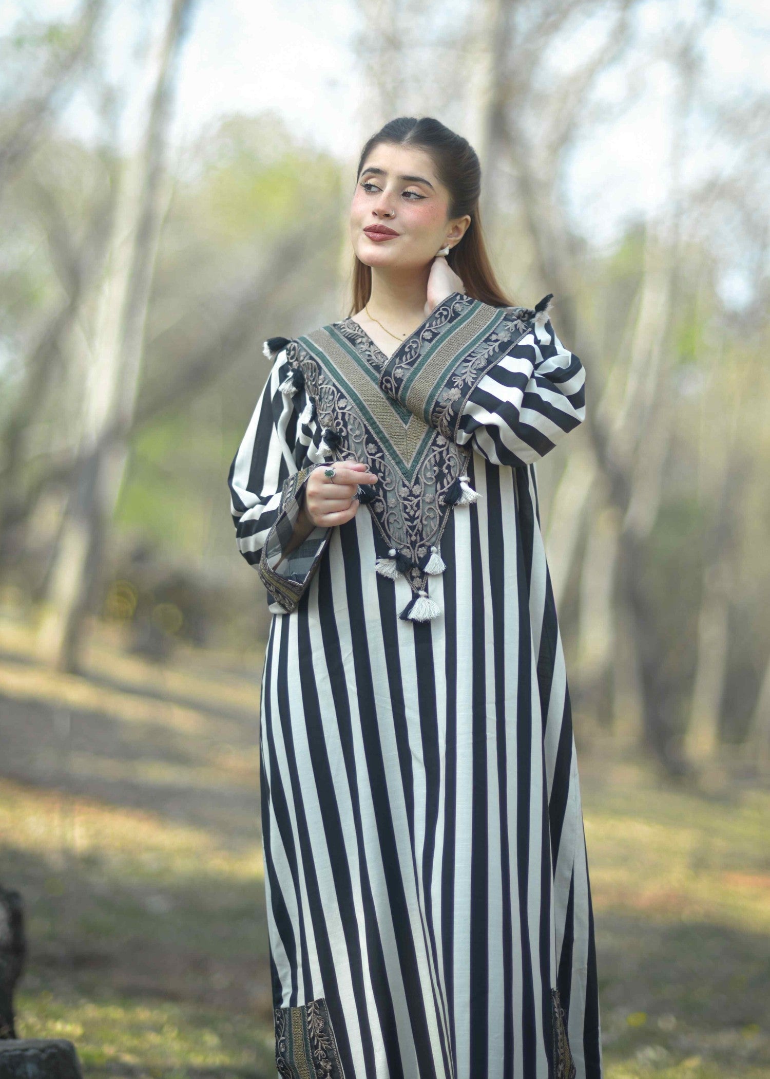 cotton Kaftan in White, black