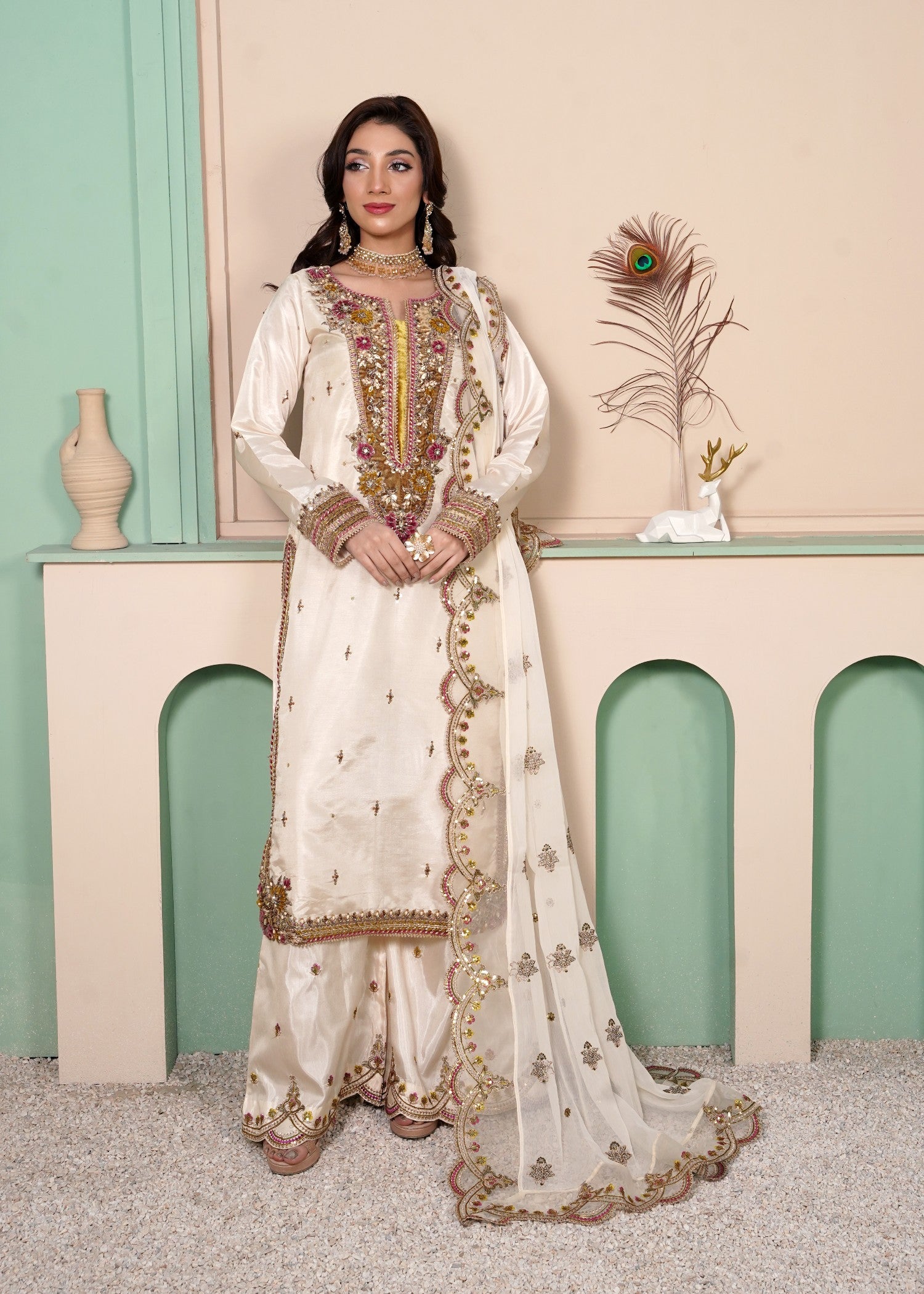 tussar silk Kurta Set in Floral white