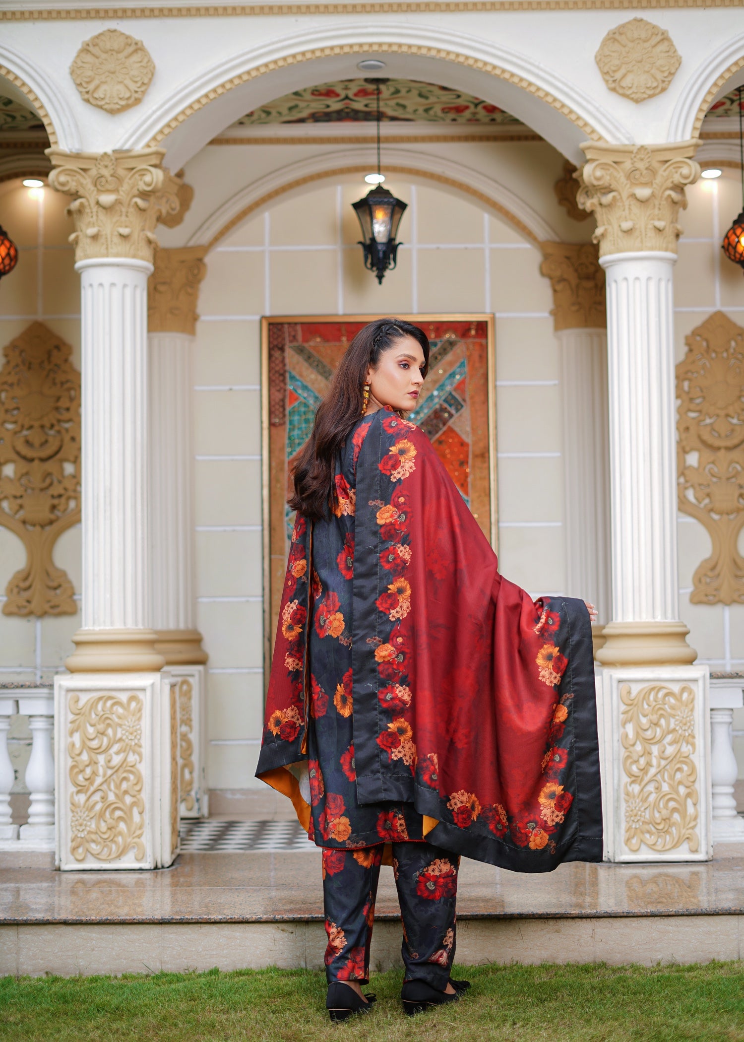 slub khaddar Kurta Set in Red, charcoal black