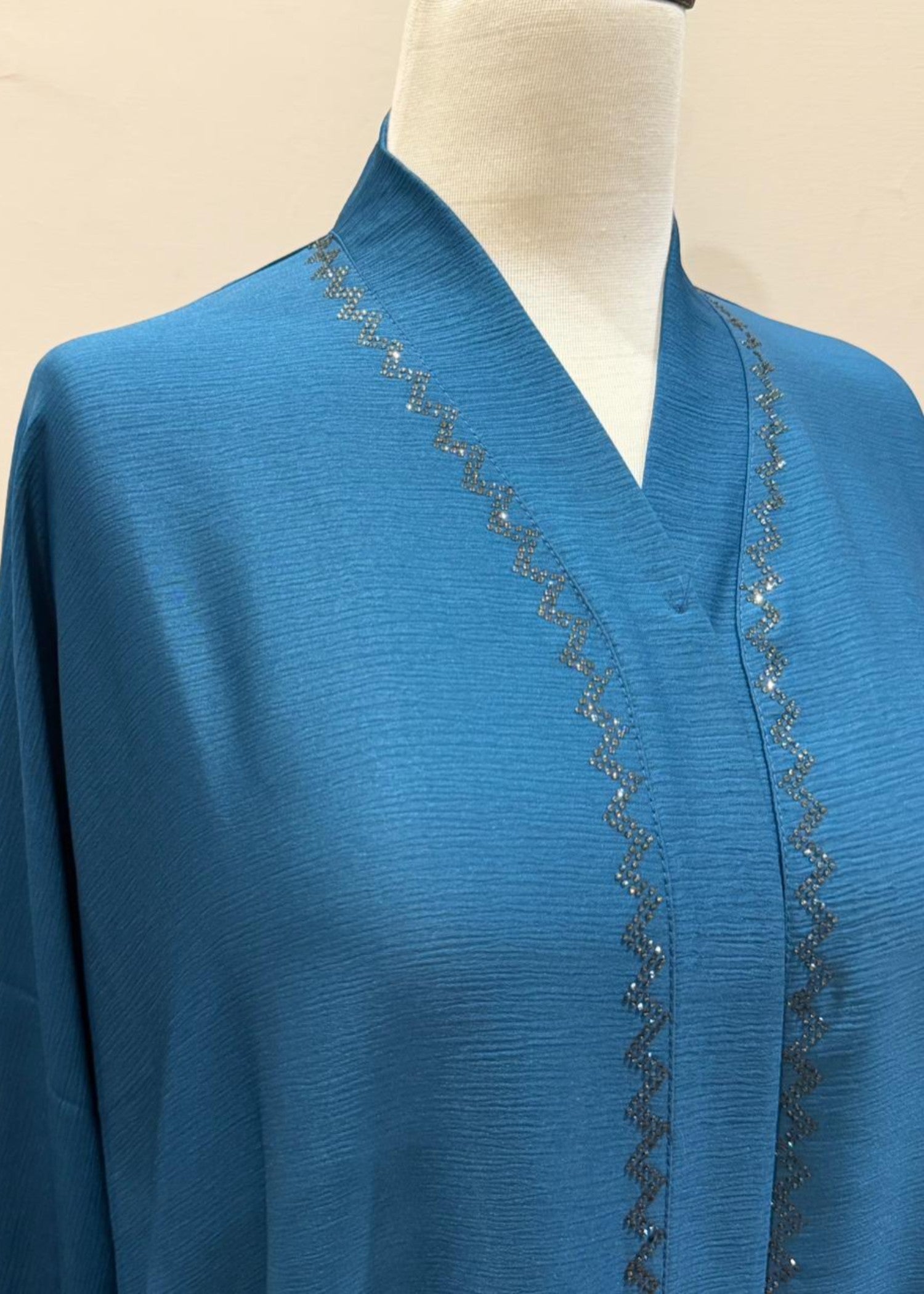 nidha blend Abaya in Bondi blue