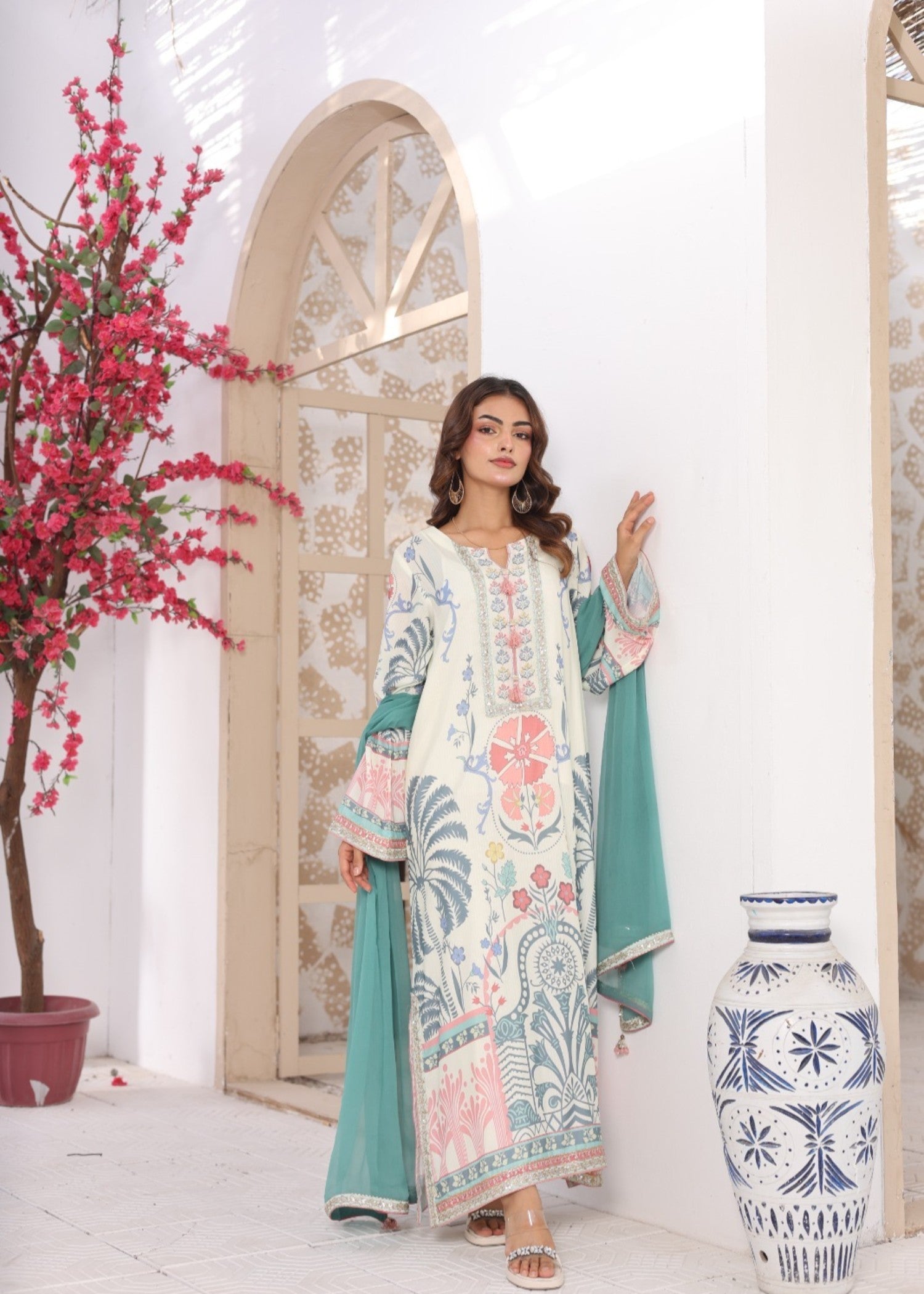 chiffon Kaftan in Off-white